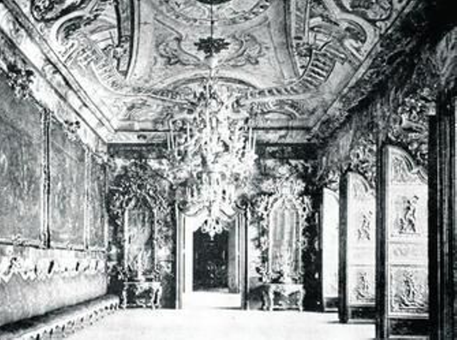 Salón de baile del Palacio de Purullena, fotografiado en los años 30 del siglo XX.