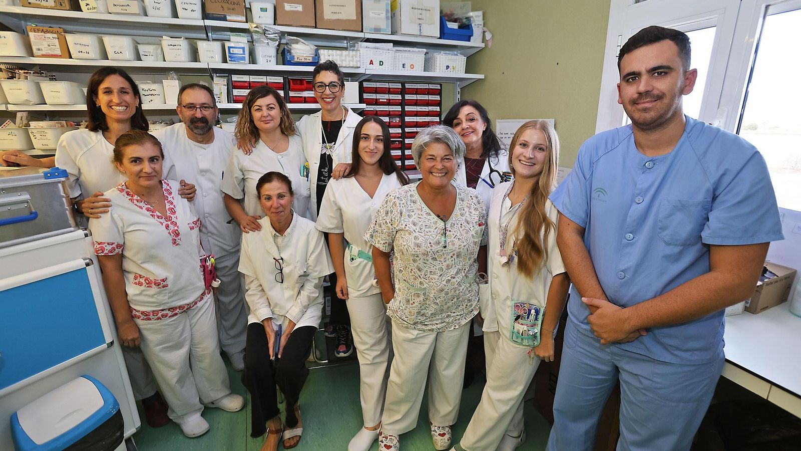 Imagen del equipo de la Unidad de Hospitalización, Trabajo social y Atención Espiritual de la Unidad de Cuidados Paliativos. Imagen del equipo de la Unidad de Hospitalización, Trabajo social y Atención Espiritual de la Unidad de Cuidados Paliativos.