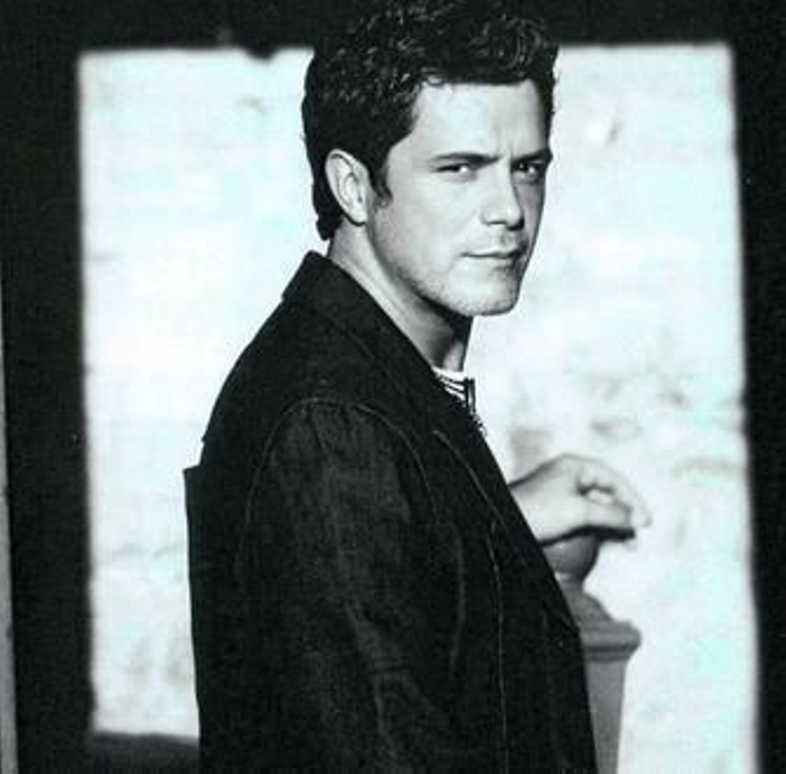 El universo revuelto de Alejandro Sanz