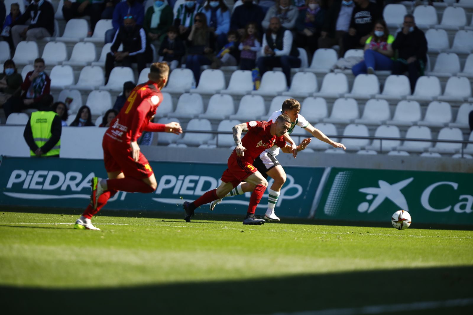 La victoria del Córdoba CF ante el Mensajero, en imágenes