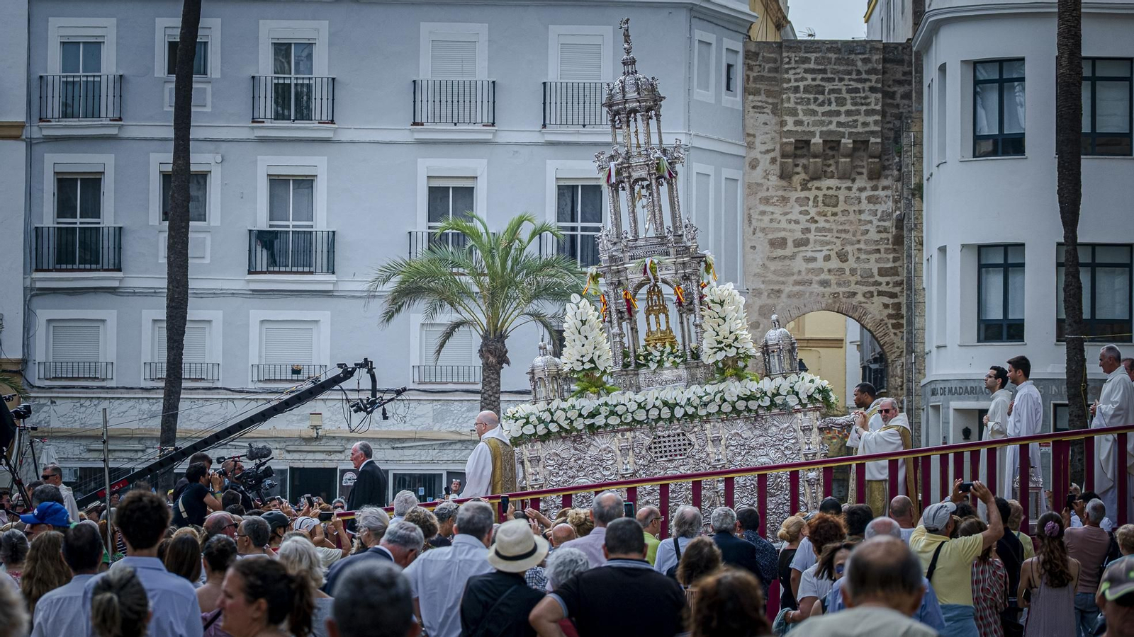 Búscate entre las imágenes del Domingo de Corpus en Cádiz