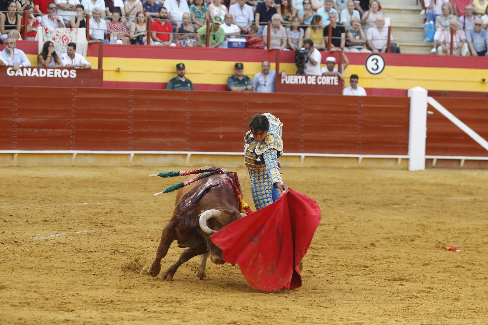 Fotogalería corrida toros Feria Santa Ana-Roquetas de Mar-El Juli-Perera-Aguado