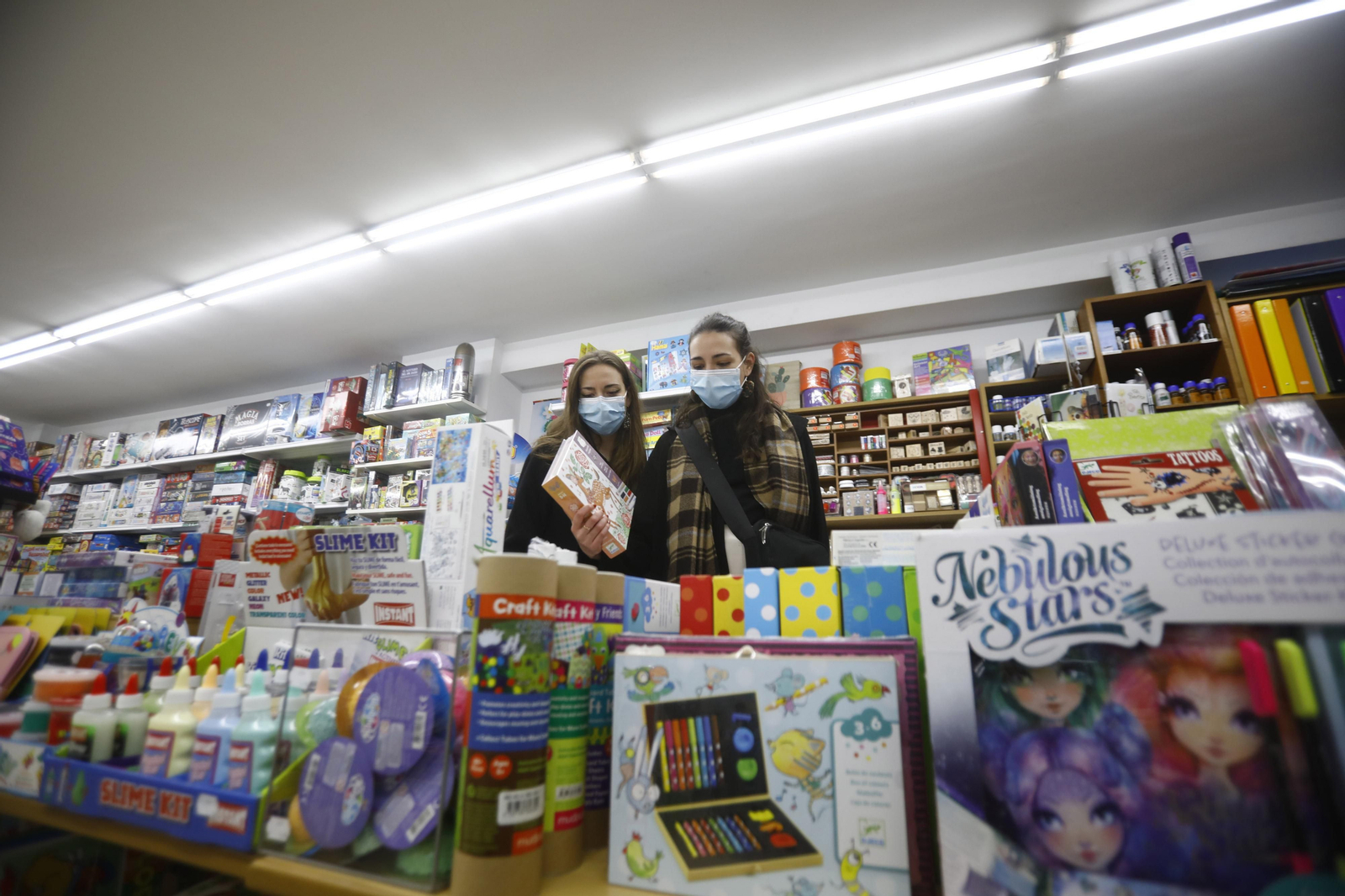 Las compras de juguetes en Córdoba, en fotografías