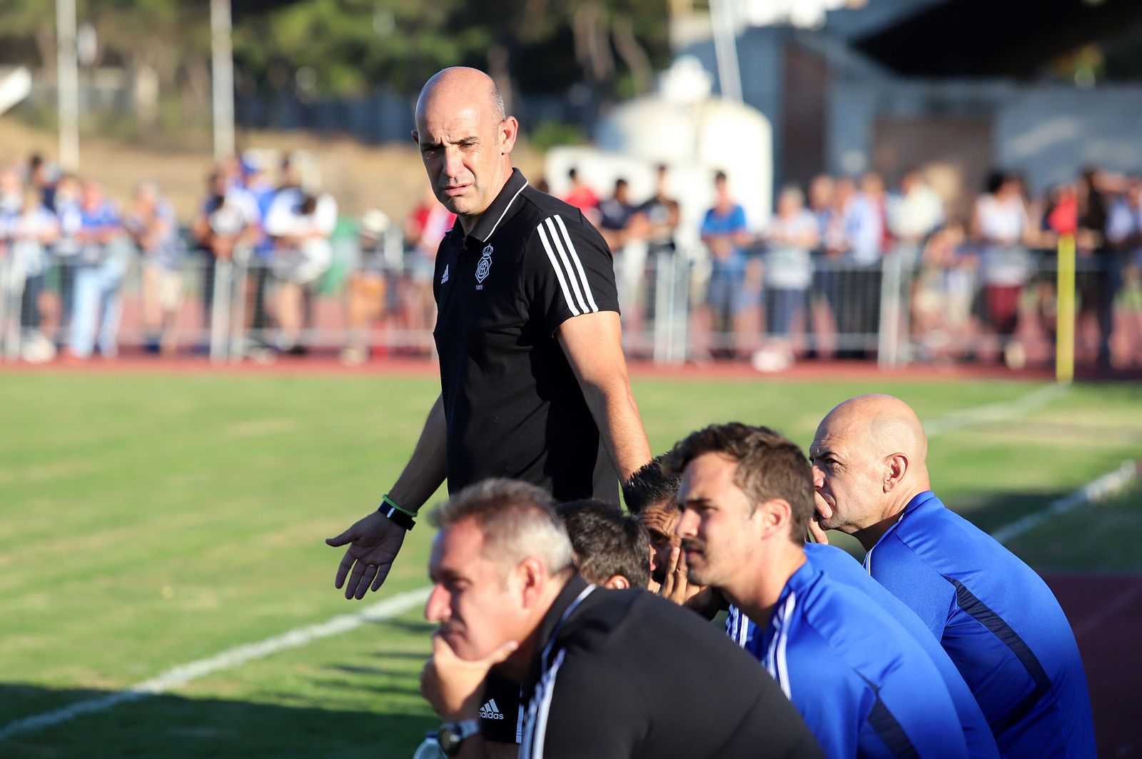 Alberto Monteagudo, durante su etapa en el banquillo del Decano.