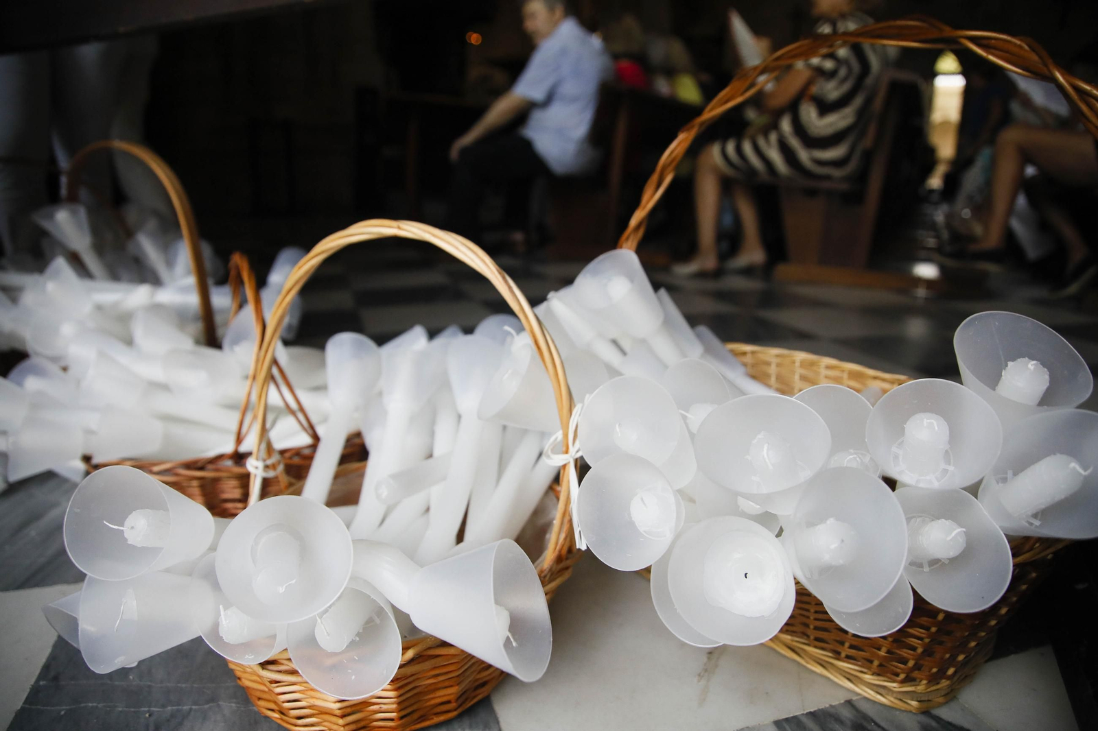 Las imágenes de la santa misa estacional presidida por el obispo de Almería, con la interpretación de Anacrusa