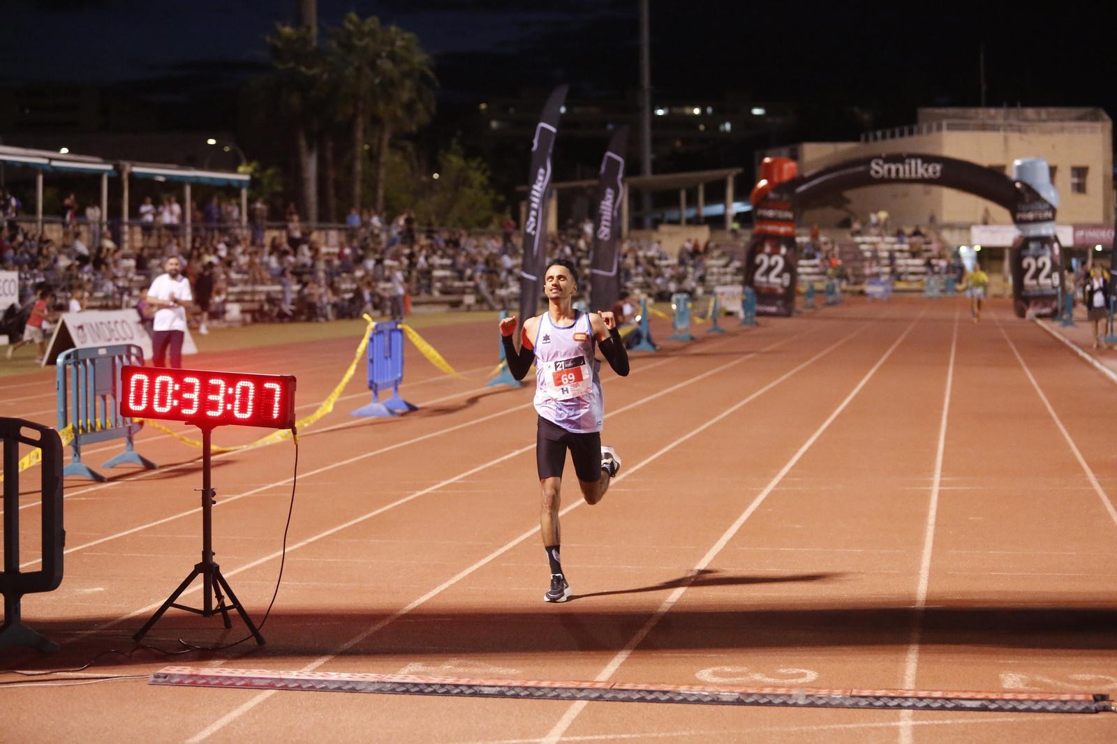 Las mejores fotos de la 21 edición de la Nocturna Trotacalles de Córdoba
