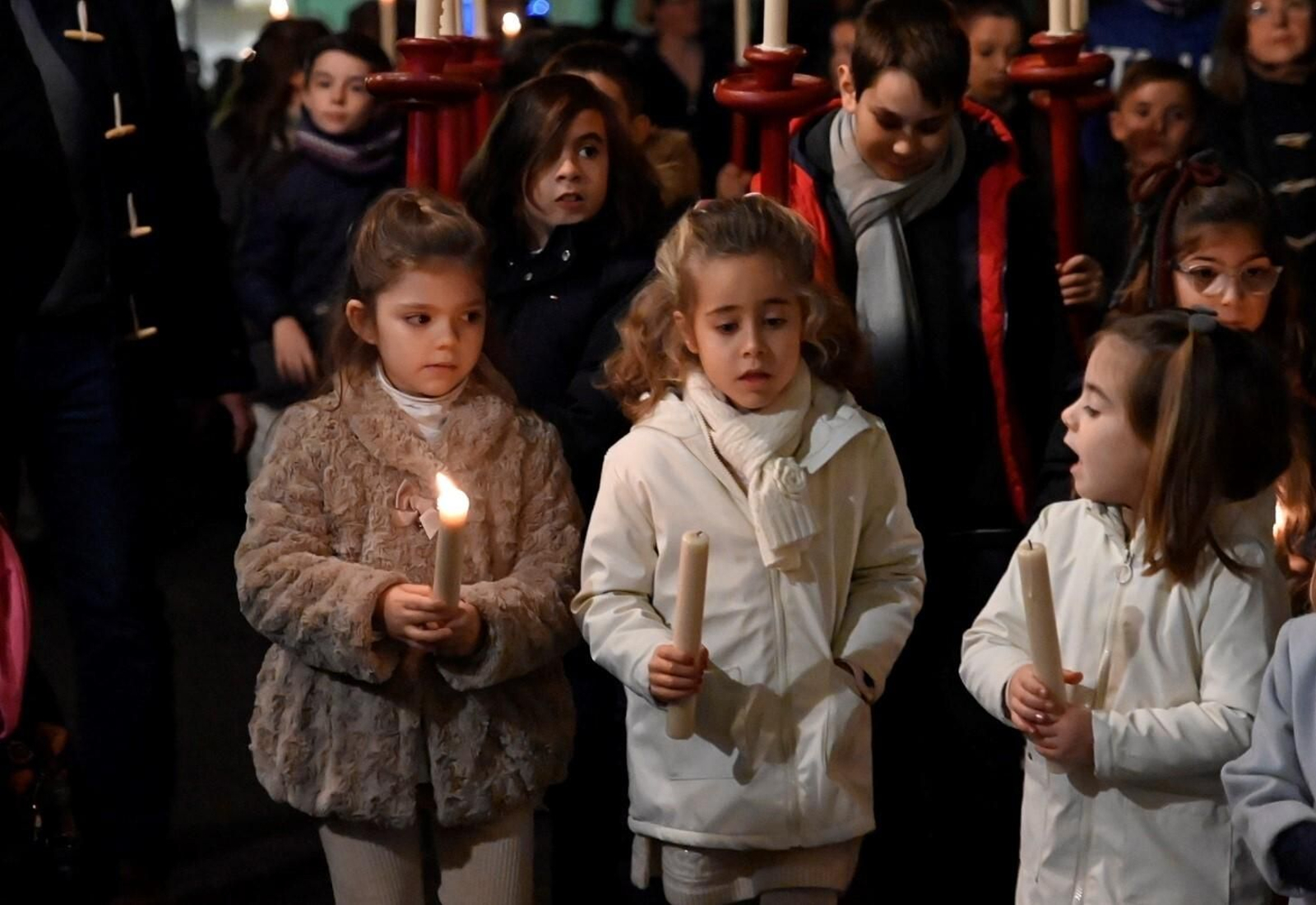 La procesión del Niño Jesús de la Compañía de Córdoba, en imágenes