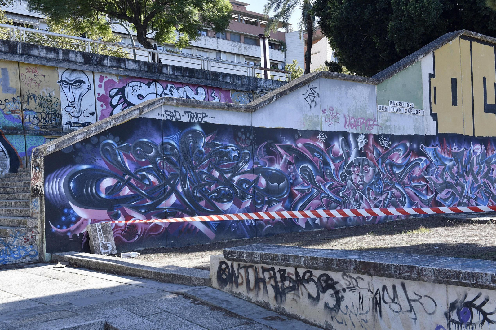 Desperfectos en el entorno del río