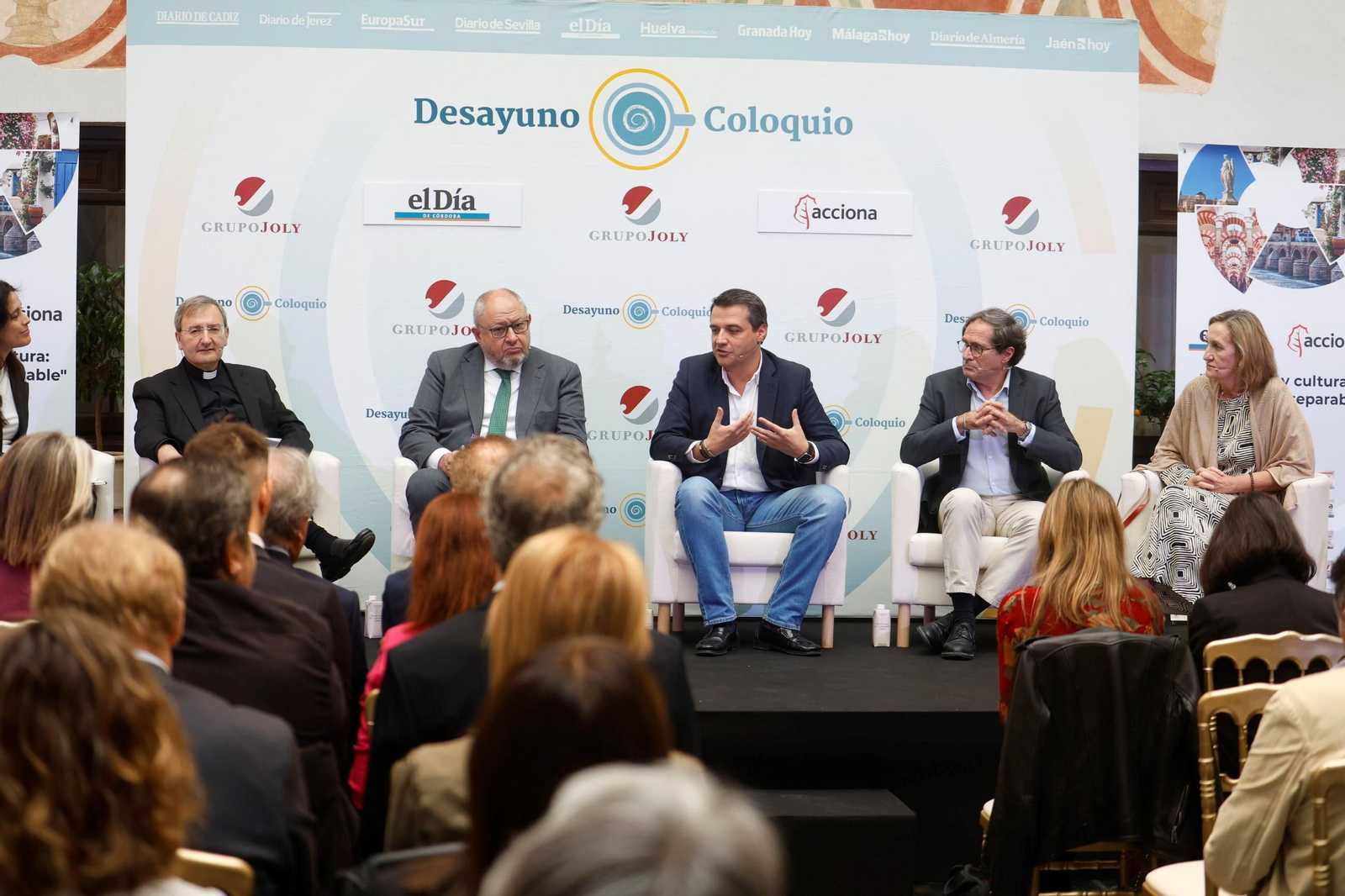El desayuno coloquio sobre ciudades y cultura de 'El Día de Córdoba' y Acciona, en imágenes