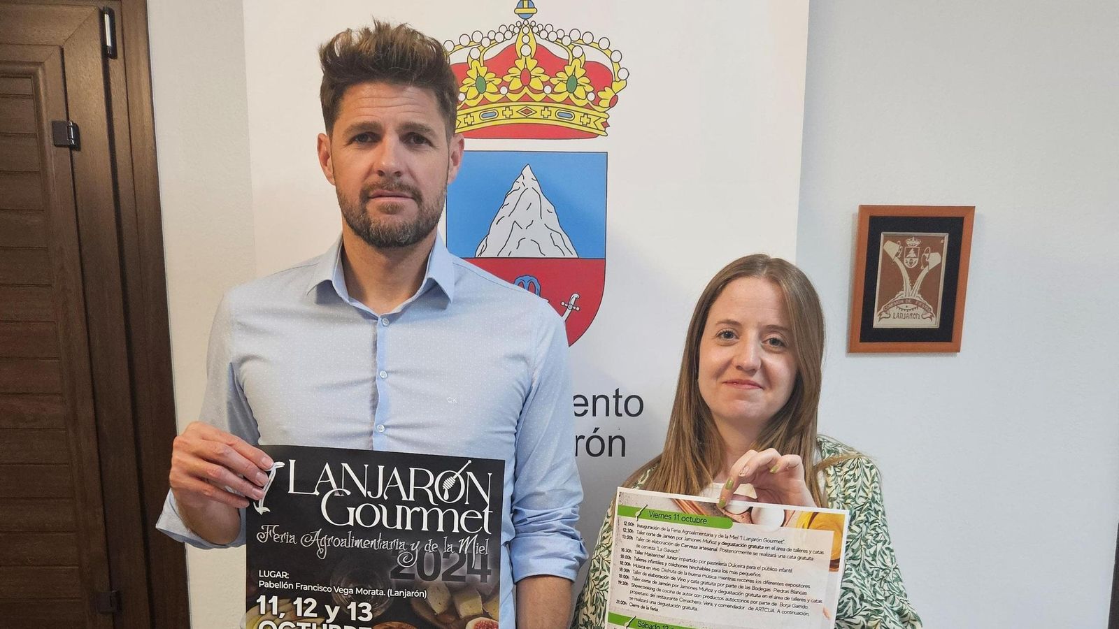 El alcalde Eric Escobedo y la concejala la concejala Ana Esturillo presentan el evento