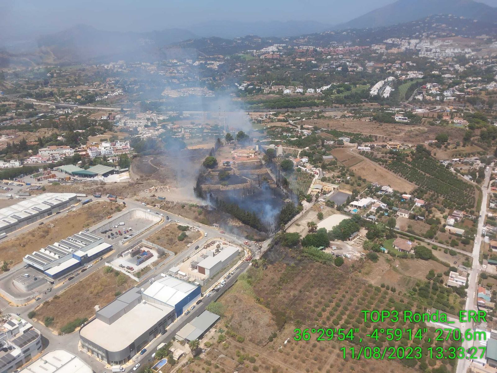 Incendio en San Pedro Alcántara en una imagen del Infoca.