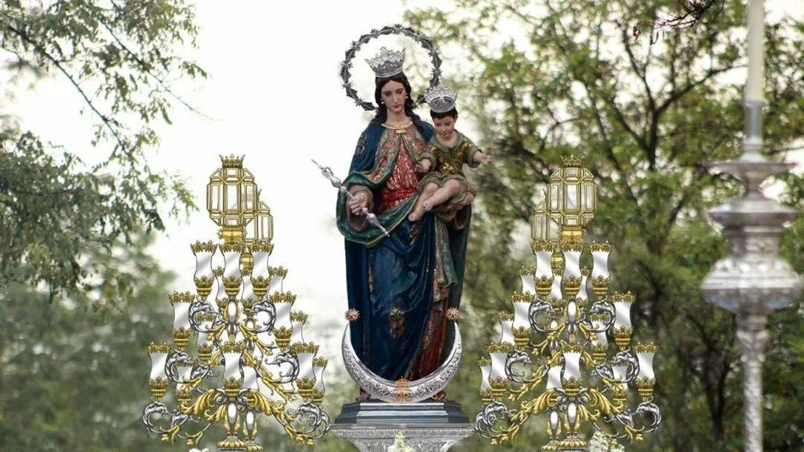 Montaje nuevo paso procesional María Auxiliadora del Zaidín