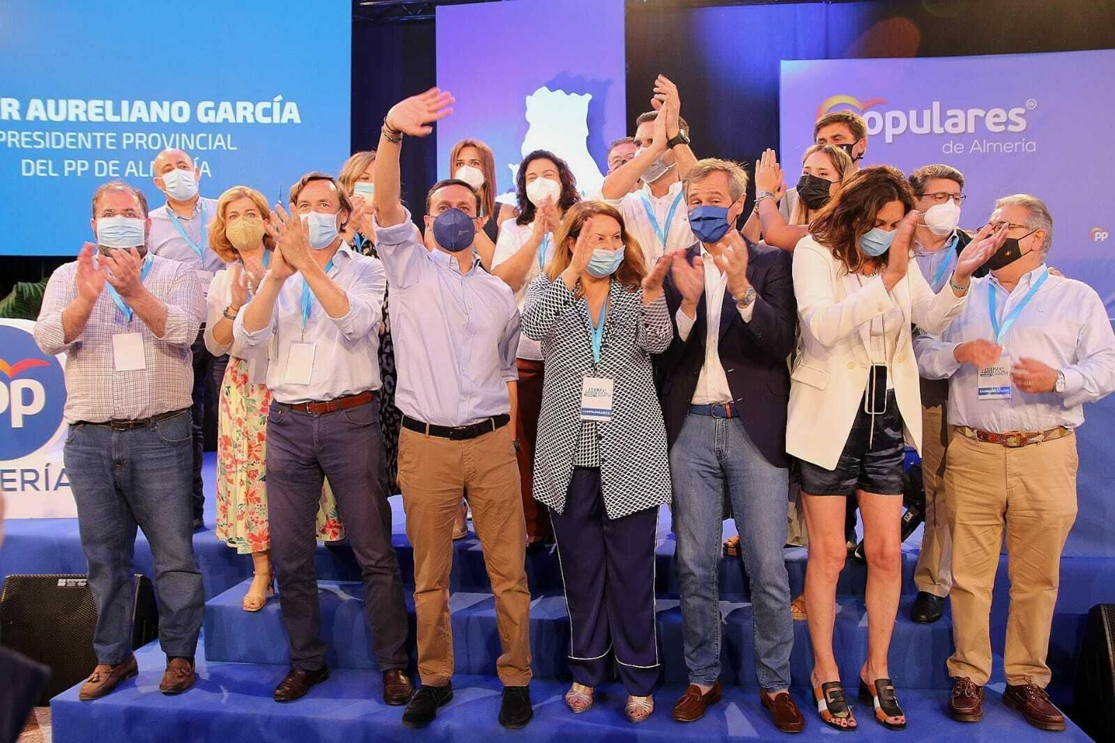 Un congreso exprés para liquidar la crónica de un relevo anunciado en el PP