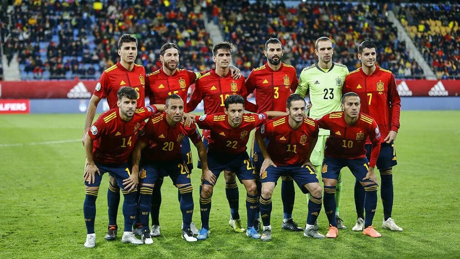 Las imágenes del España-Malta en Cádiz