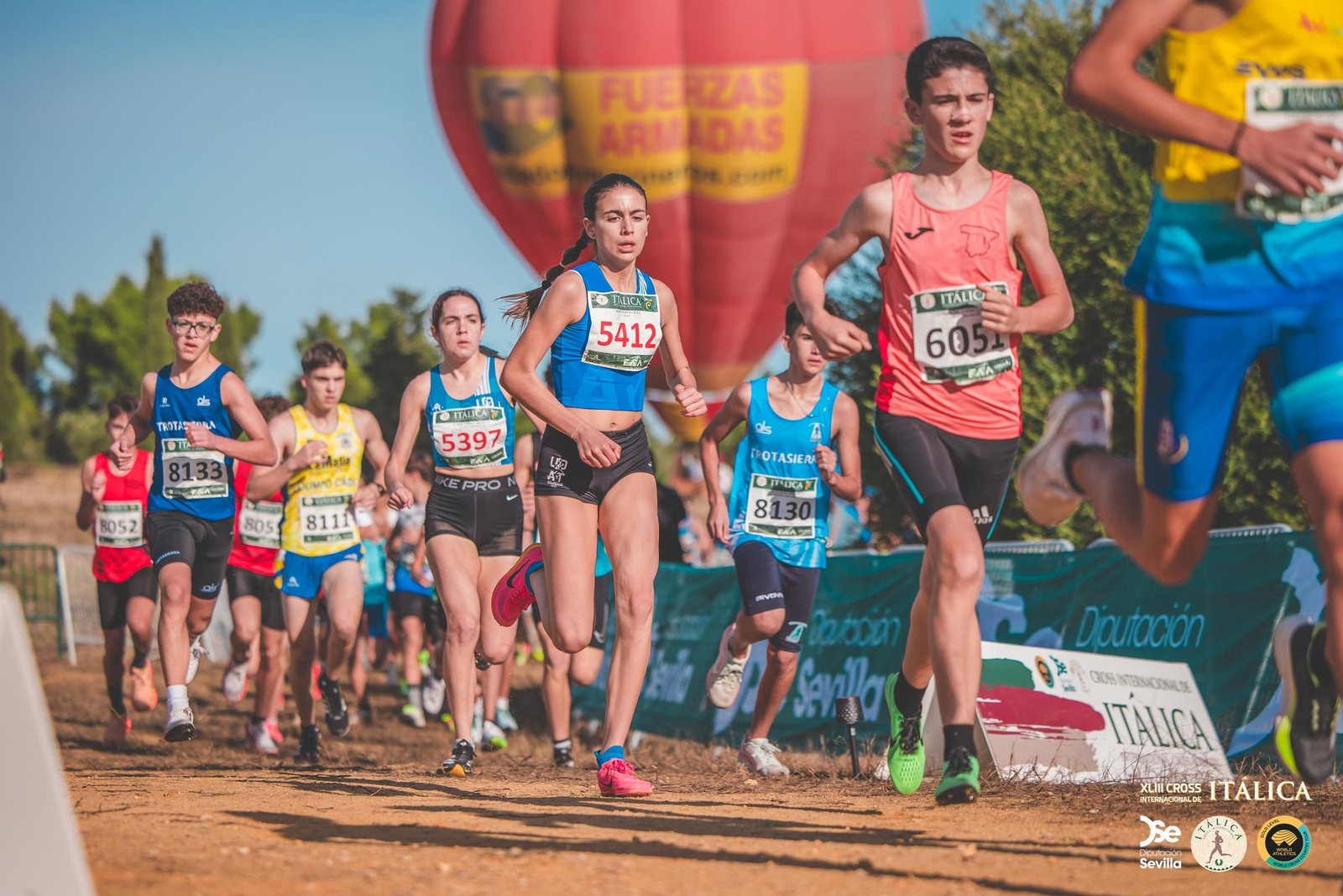 Búscate en las fotos del Cross de Itálica 2025 | 6