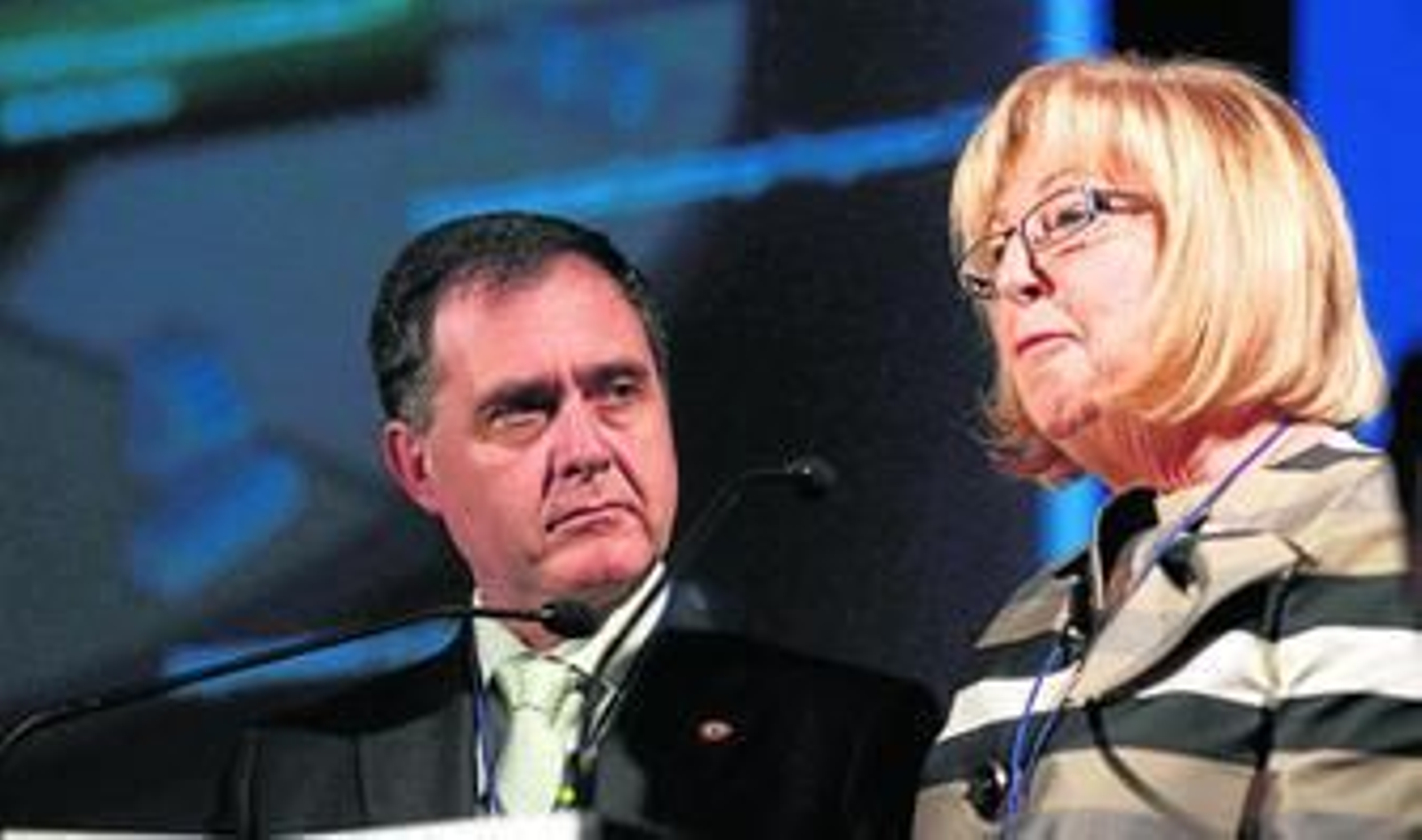 Los rectores de la Hispalense, Joaquín Luque, y de la Universidad de Málaga, Adelaida de la Calle, ayer en la presentación de 'Andalucía Tech'.