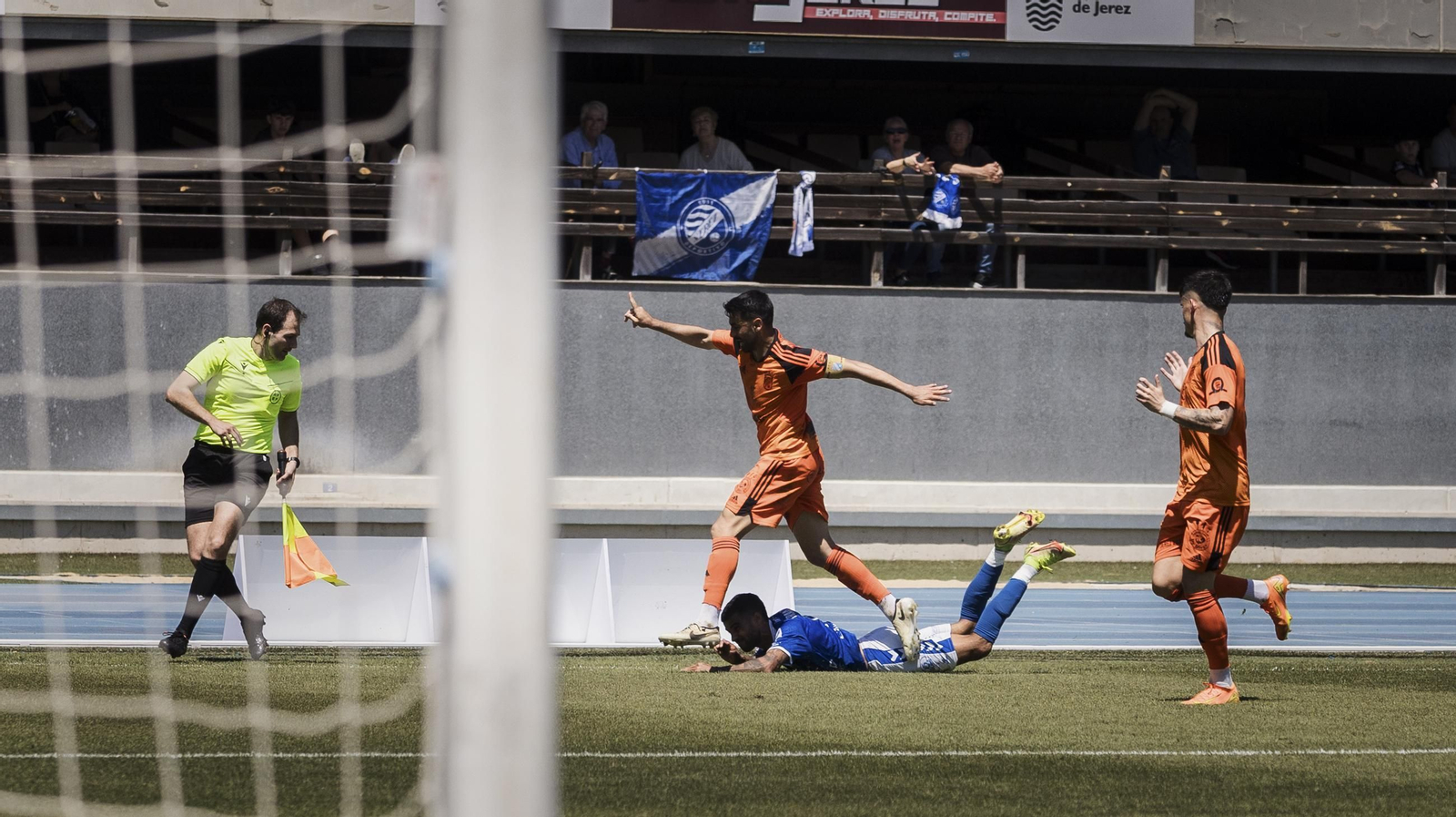 Las imágenes del derbi entre Xerez DFC y Xerez CD en Chapín
