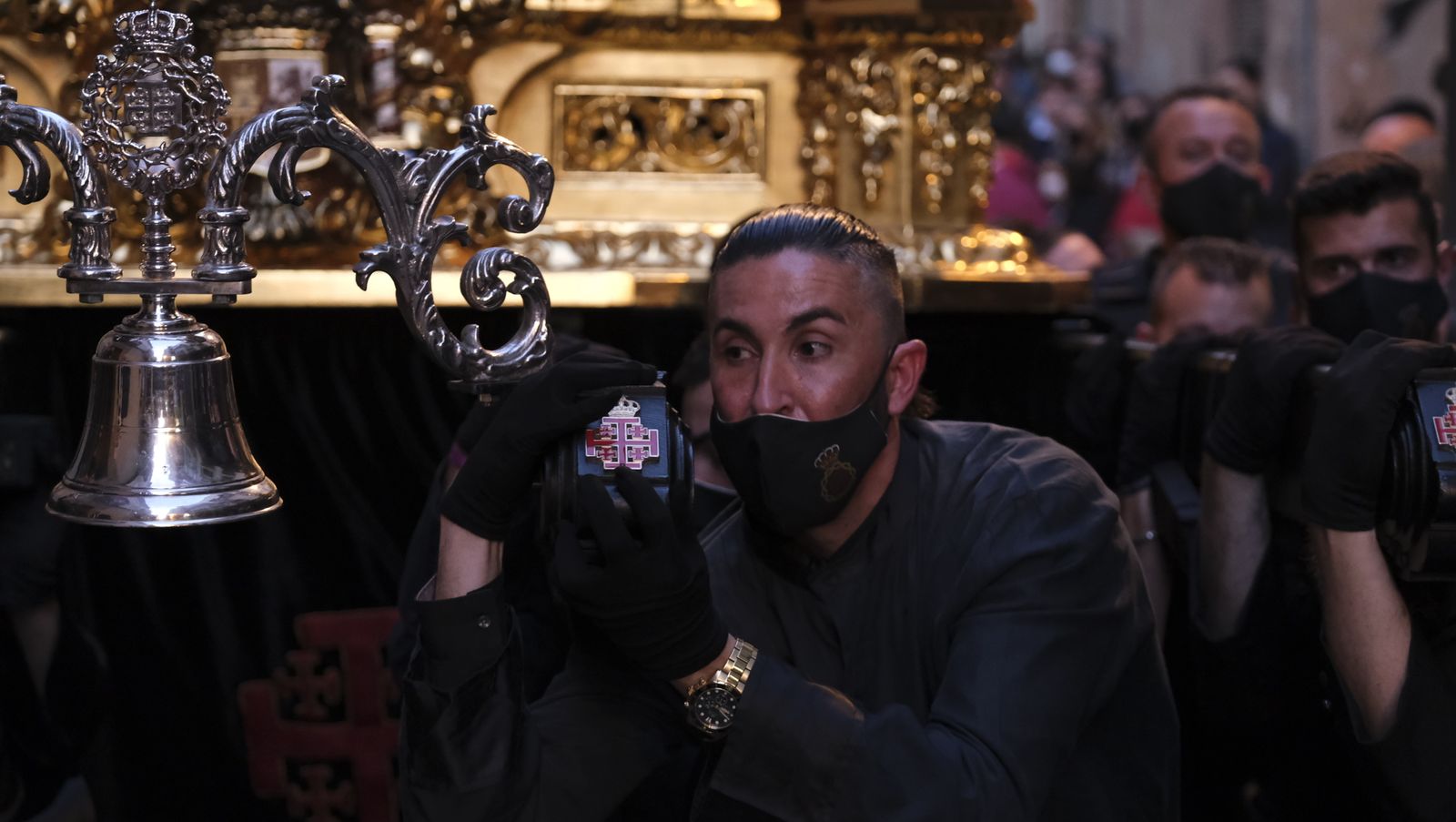 Procesión del Santo Entierro en Almería, en imágenes.