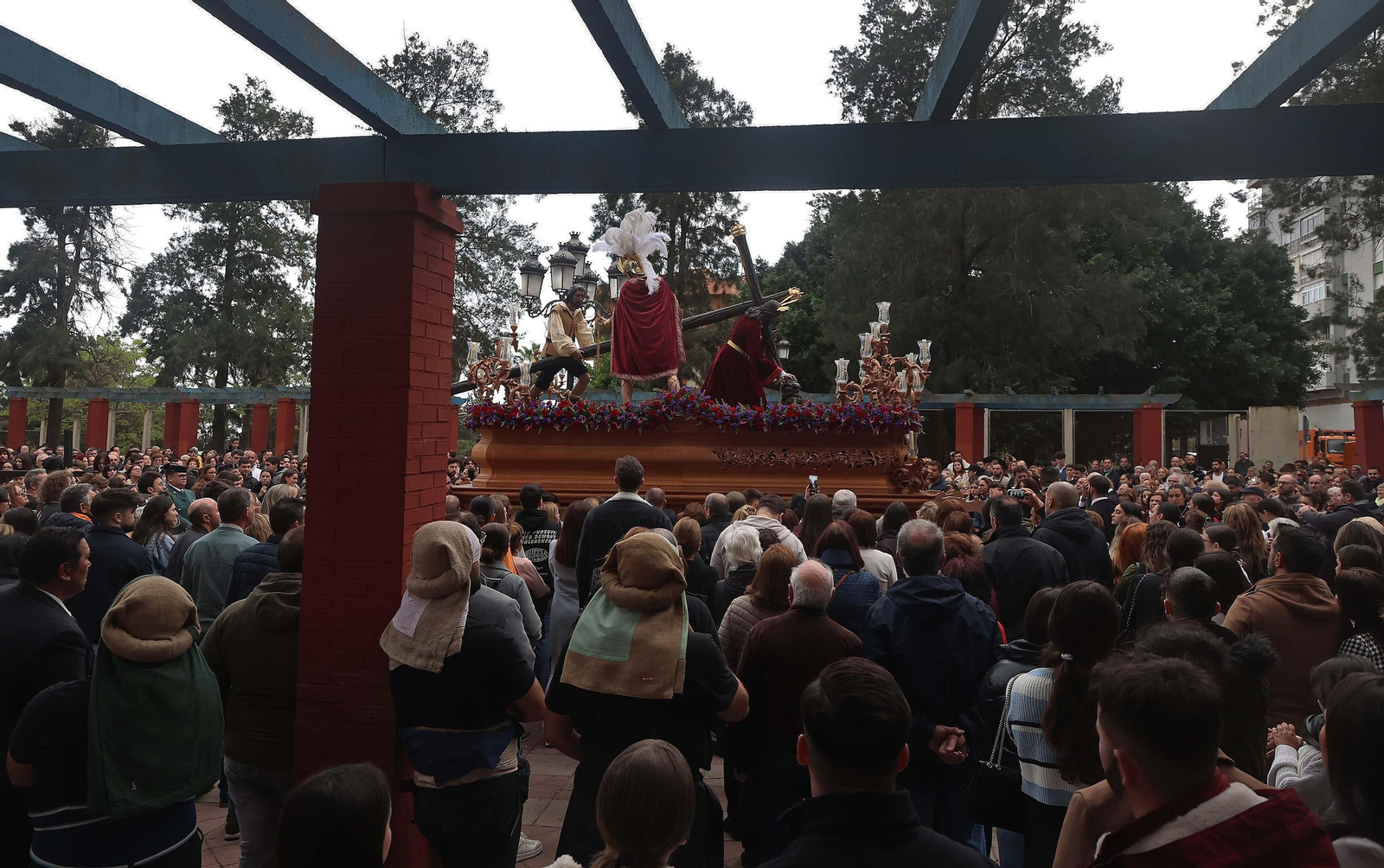 Fotos del Jueves Santo en Algeciras: Tres Caídas y Nazareno