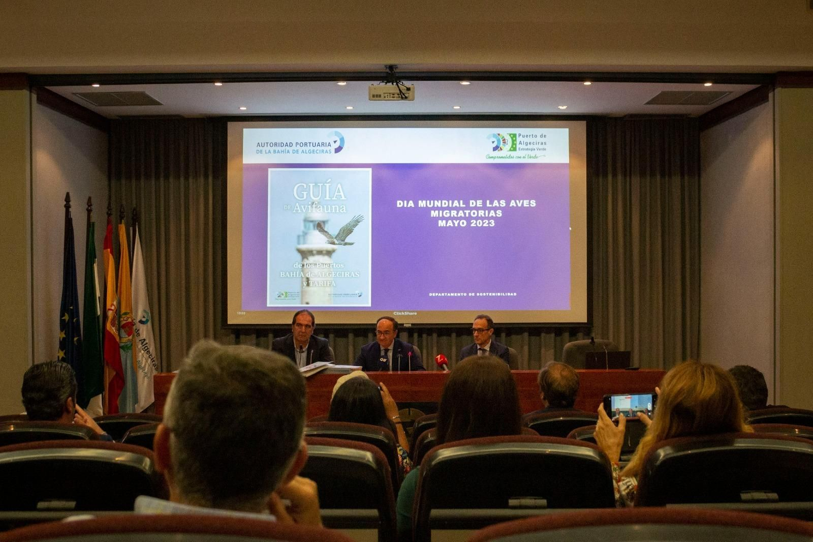 La presentación de la Guía de la avifauna de los puertos de Algeciras y Tarifa.