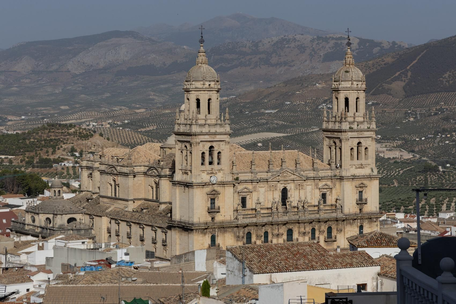 La Catedral de Jaén desde el mirador de la calle Duque.