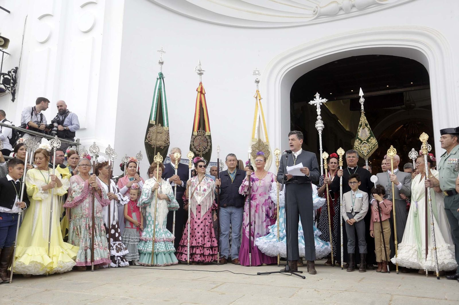 El Rocío 2023: Imágenes de ambiente y presentaciones de las Hermandades