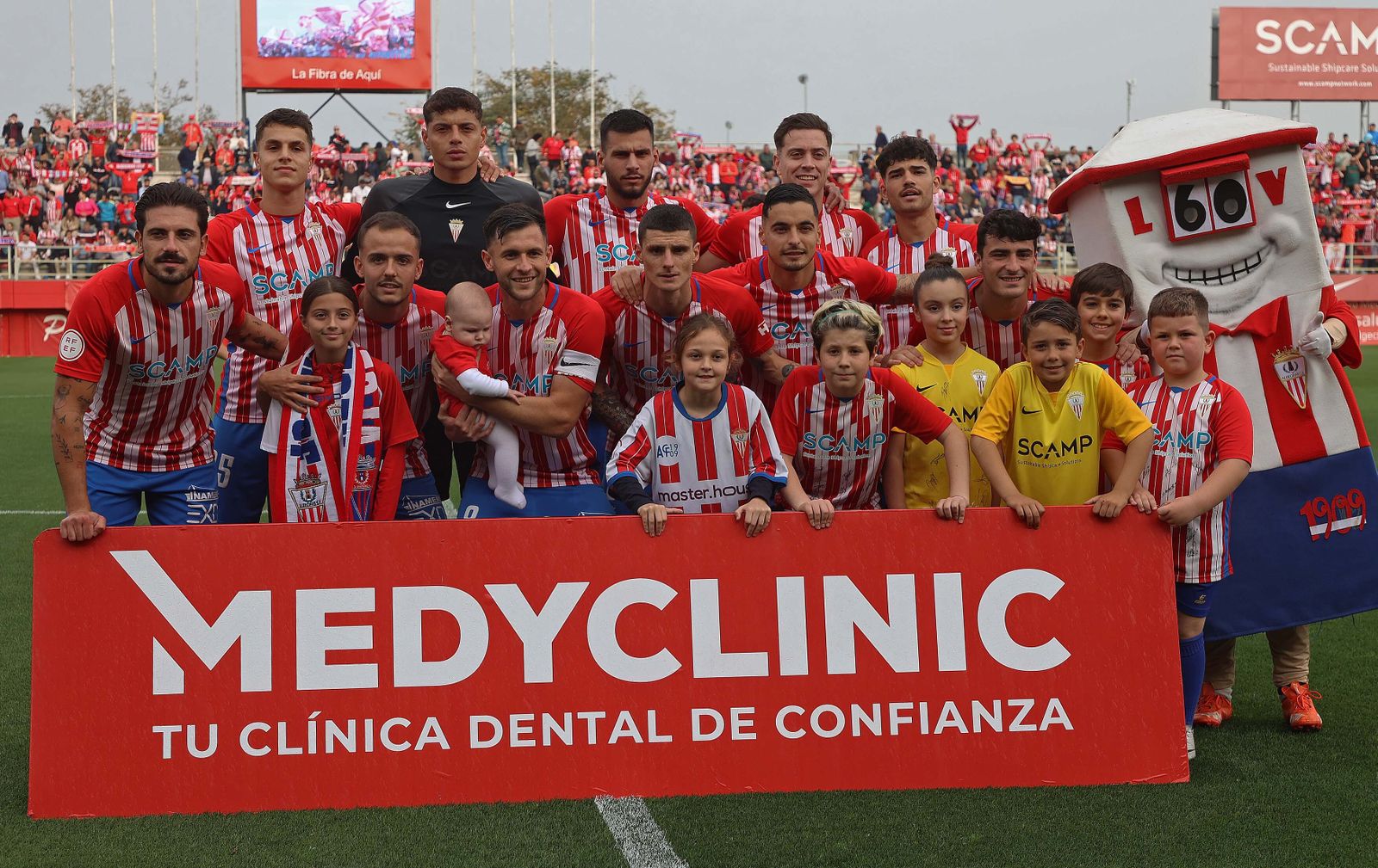 Las mejores fotos del Algeciras - Málaga de Primera RFEF