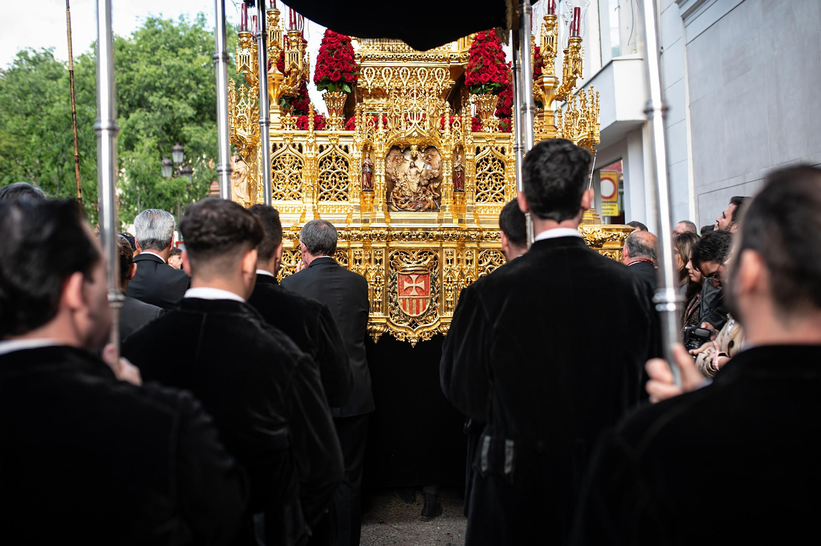 La Hermandad del Santo Entierro en la Semana Santa de Sevilla 2025