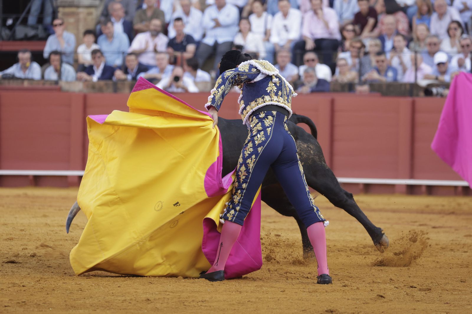 Las Imágenes de la cuarta corrida de abono en la Maestranza de Sevilla