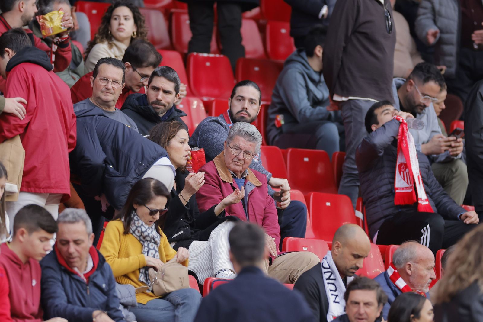 Búscate en las fotos del Sevilla fc - Rayo