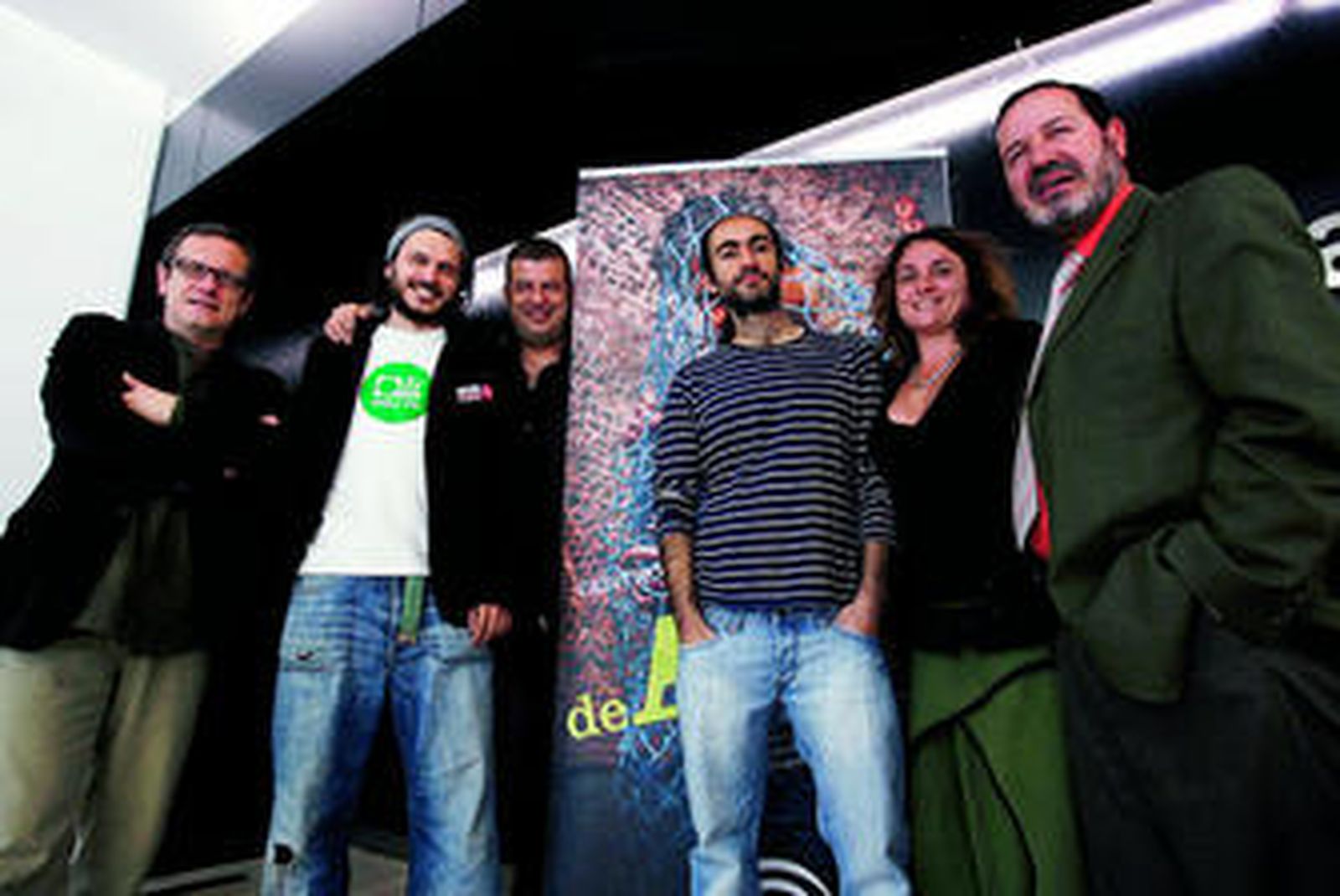 Los miembros de la obra.