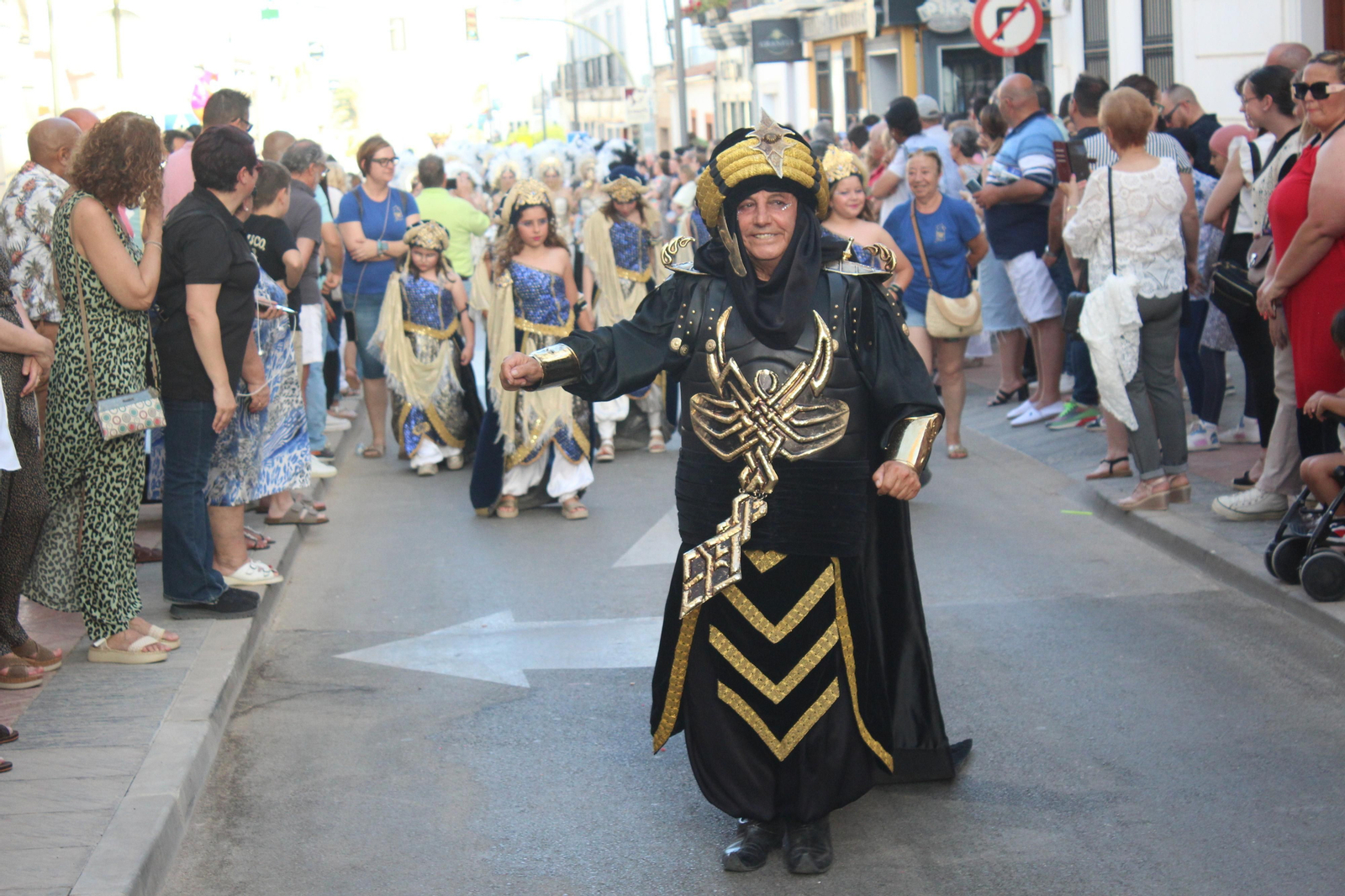 El desfile de Moros y Cristianos de Vera, en imágenes