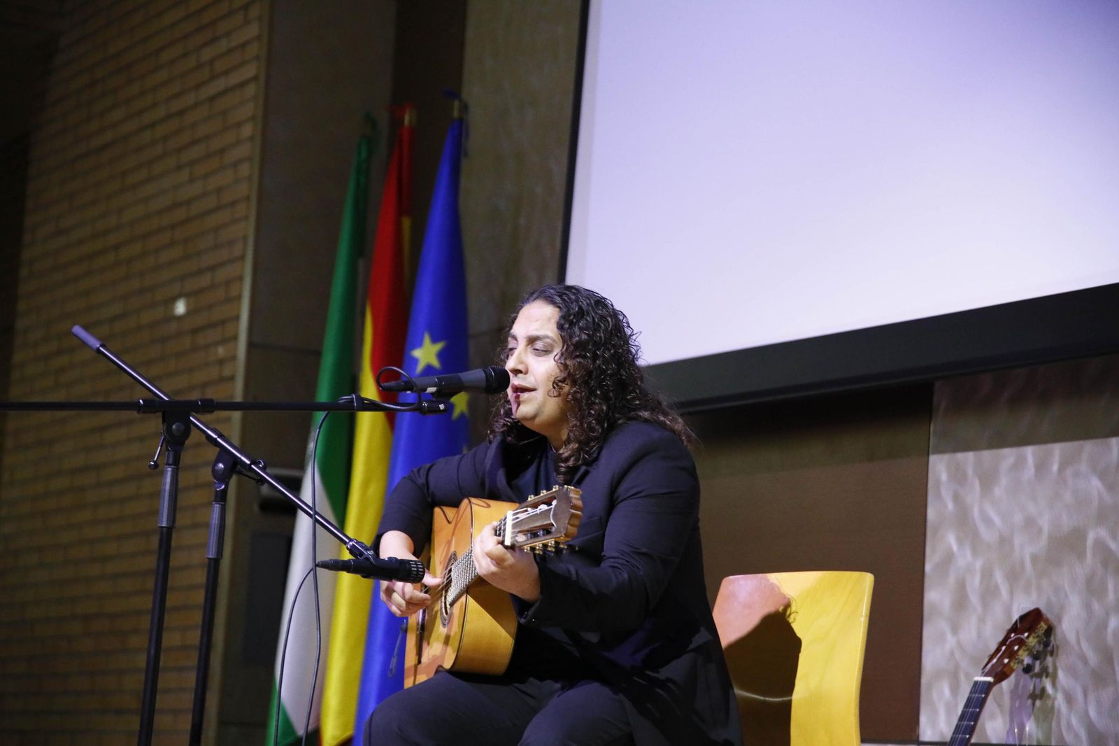 Las imágenes del acto de entrega de la Medalla de Oro a José Fernández Torres Tomatito, en la Universidad de Almería