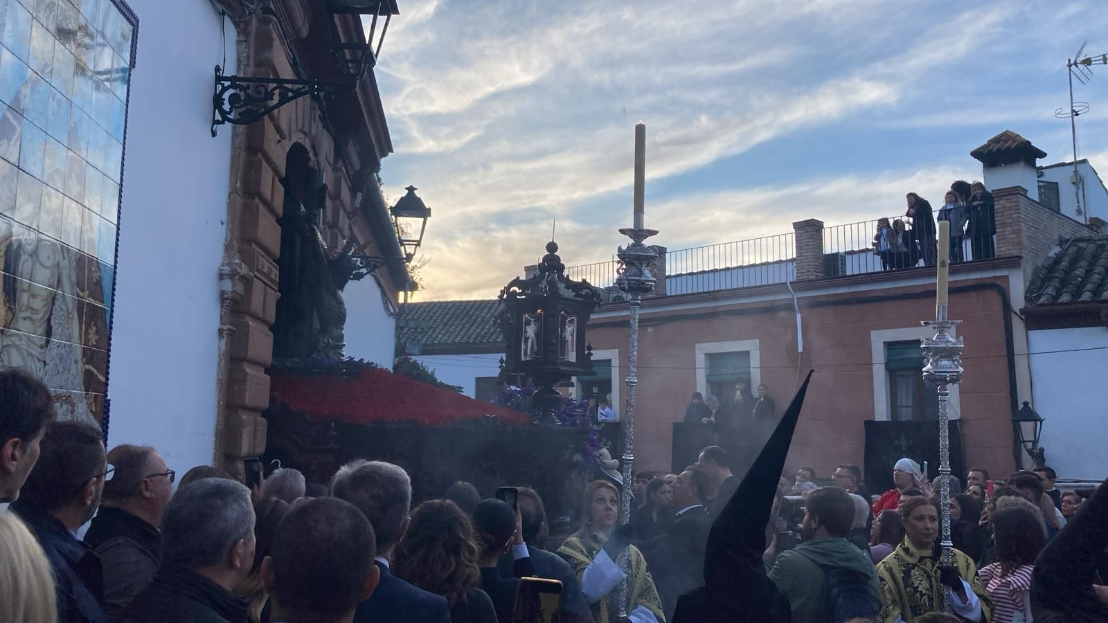 Viernes Santo en Montoro: Esperanza para acompañar a los Estudiantes y al Sepulcro, en imágenes