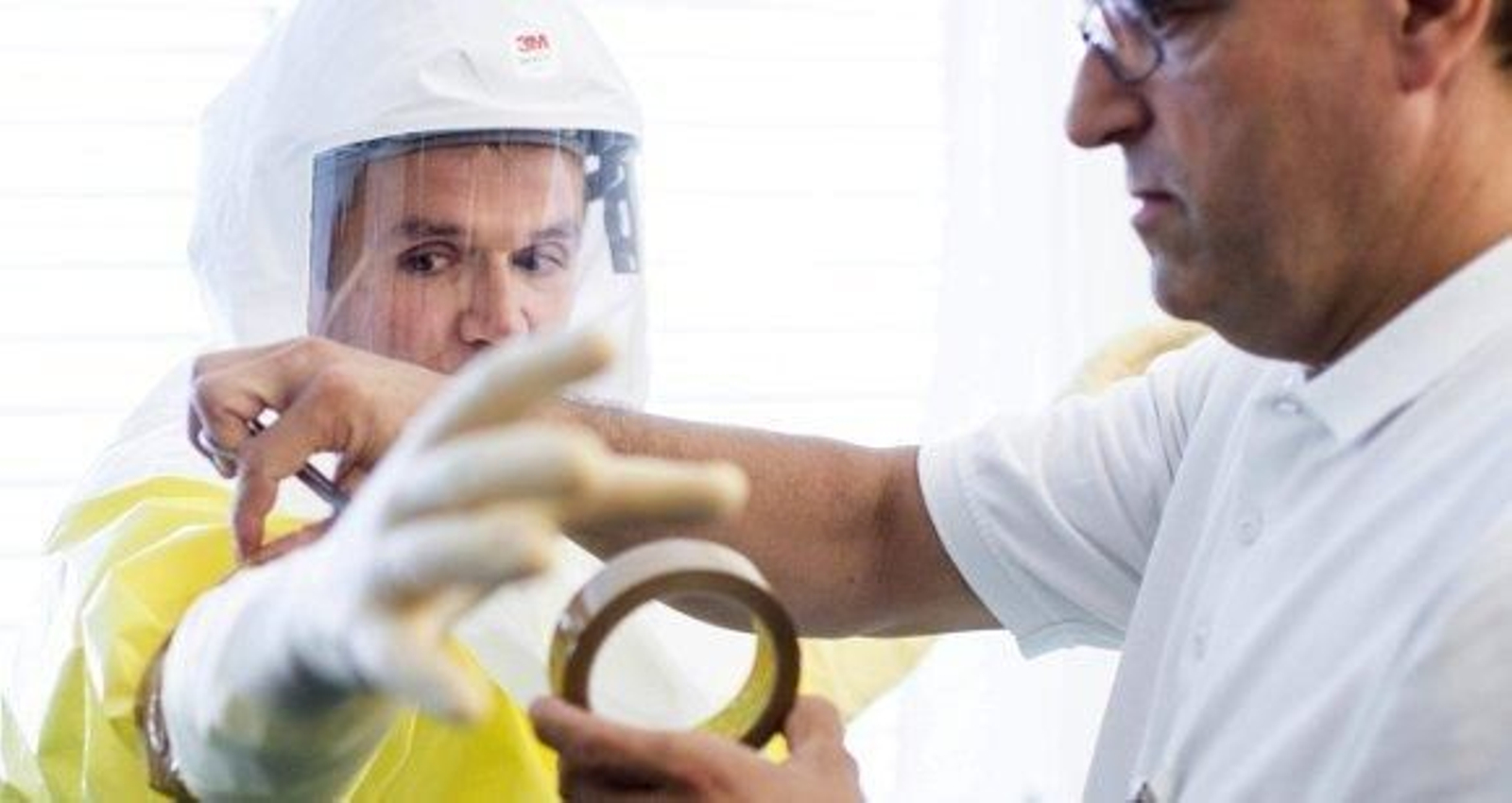 Seis ingresados por sospecha de ébola en Madrid y Tenerife, uno de alto riesgo