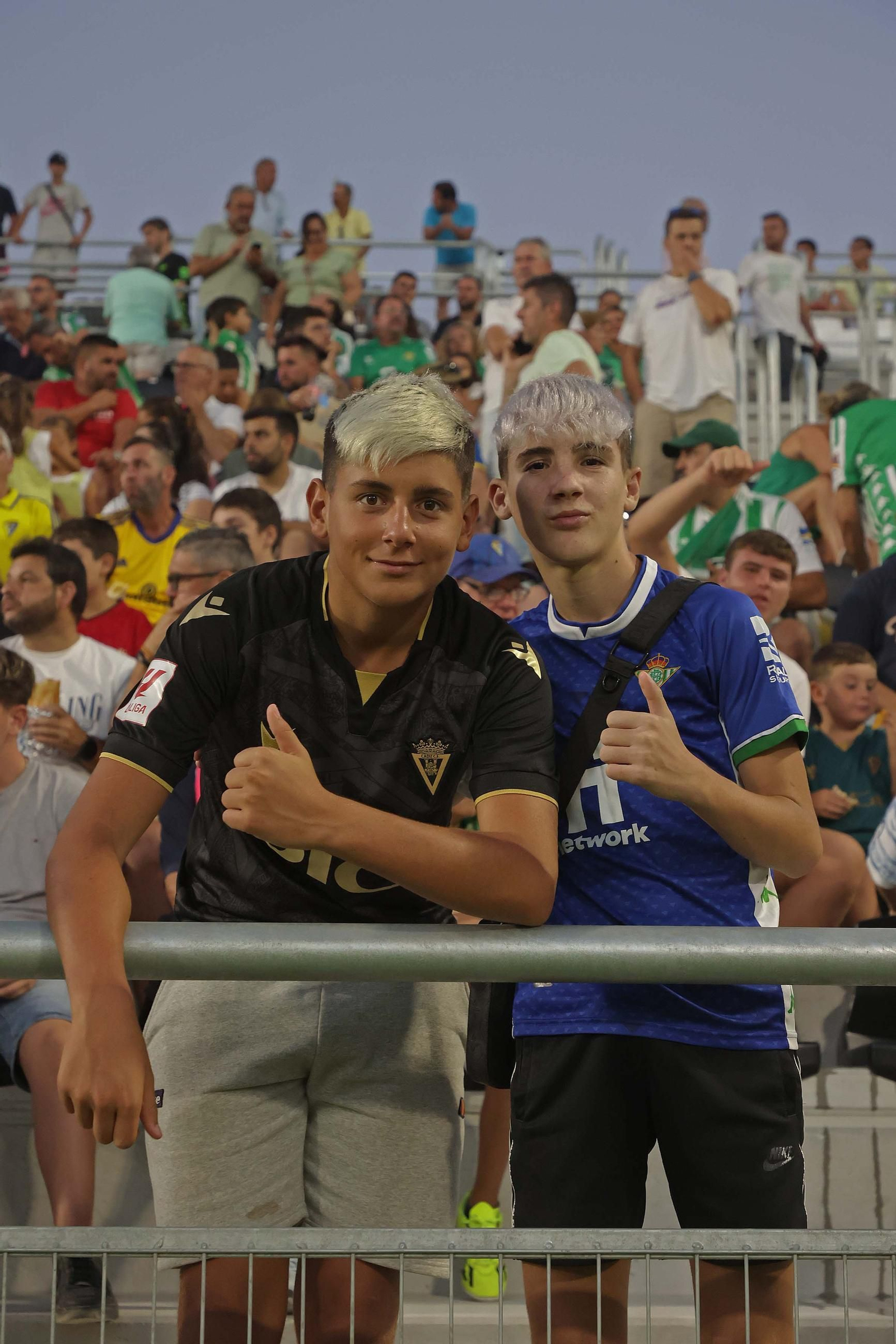 Búscate durante el Betis - Cádiz