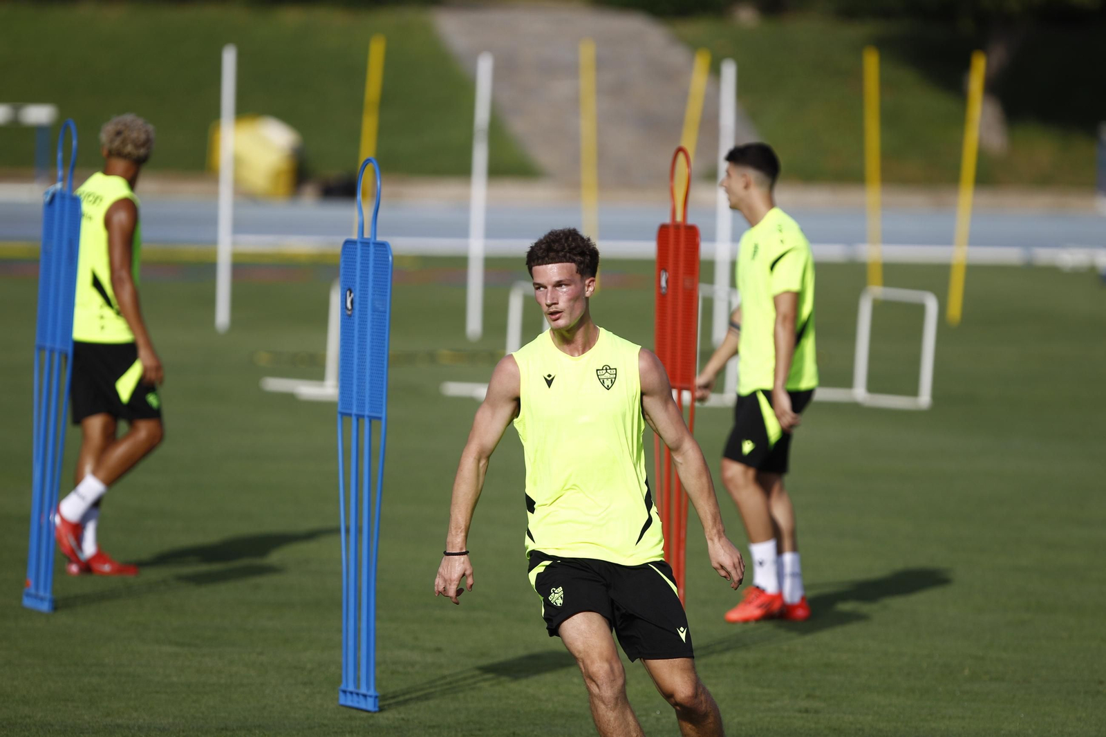 Primer entrenamiento de la Temporada 2025-2026 de la U.D. Almería, en imágenes