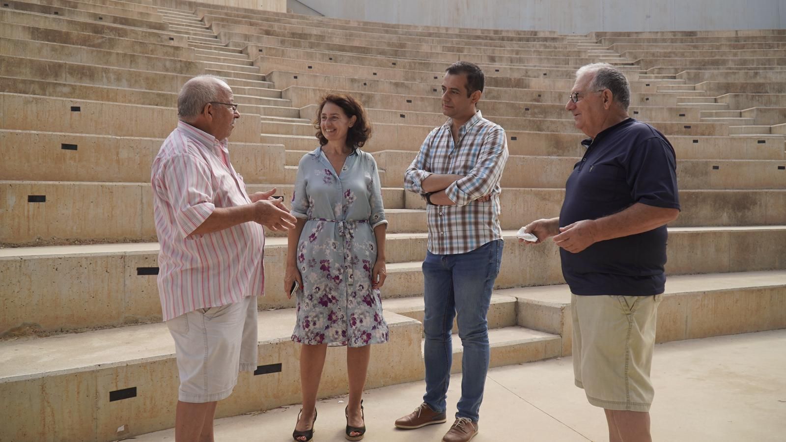 Concejales socialistas en el auditorio.