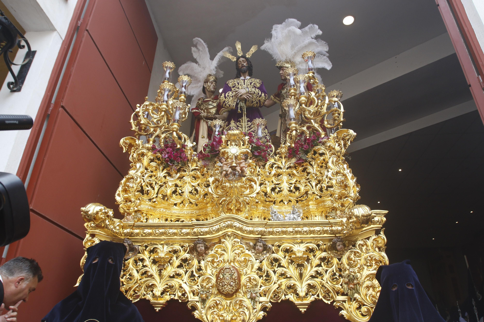 Lunes Santo en Córdoba: La procesión de la Estrella, en imágenes