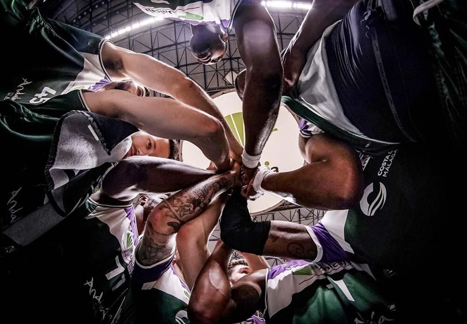 El Unicaja hace piña. El Unicaja hace piña.