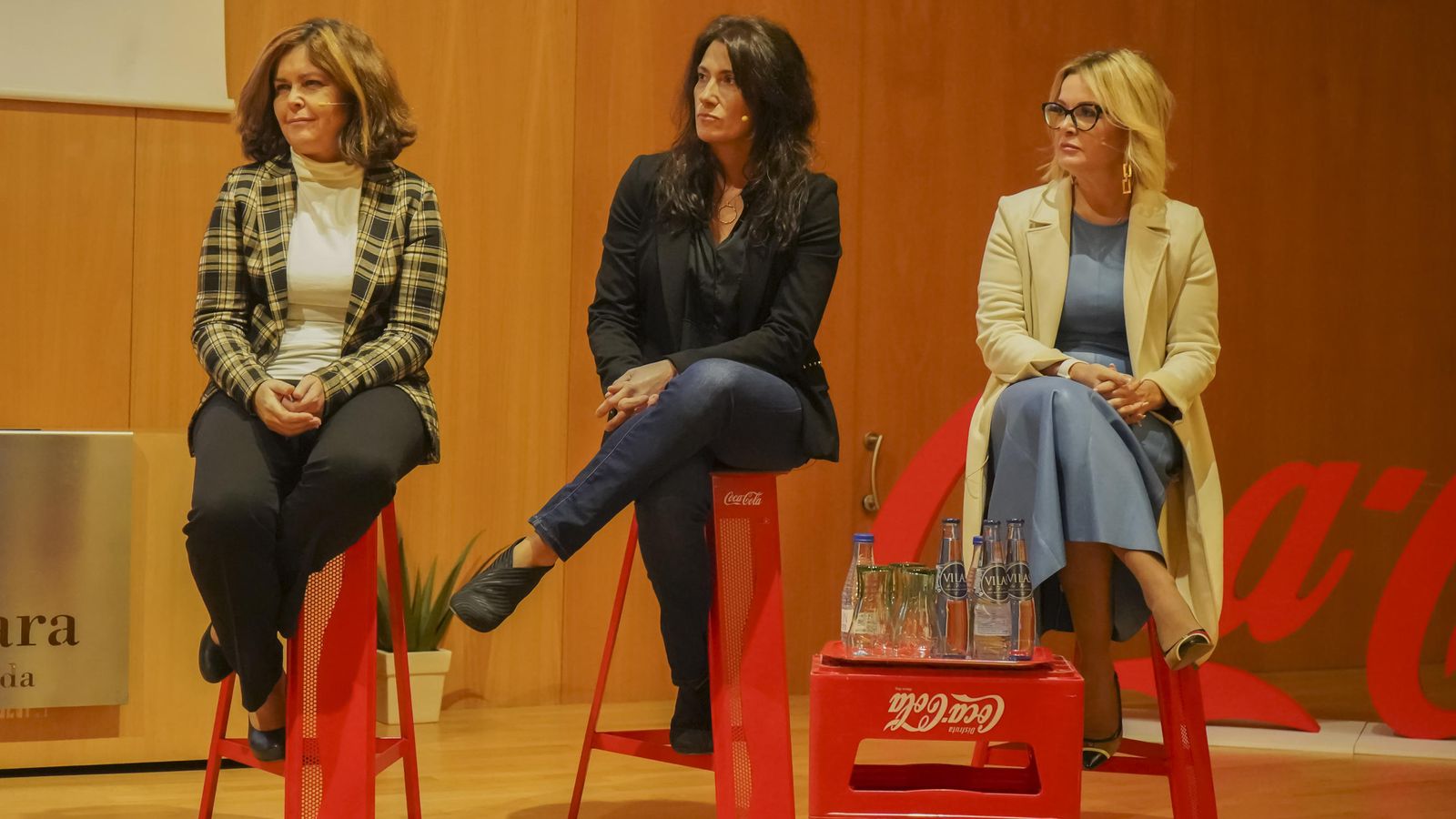Beatriz Cecilia, Marichu García y María Ángeles Orantes-Zurita durante la presentación.