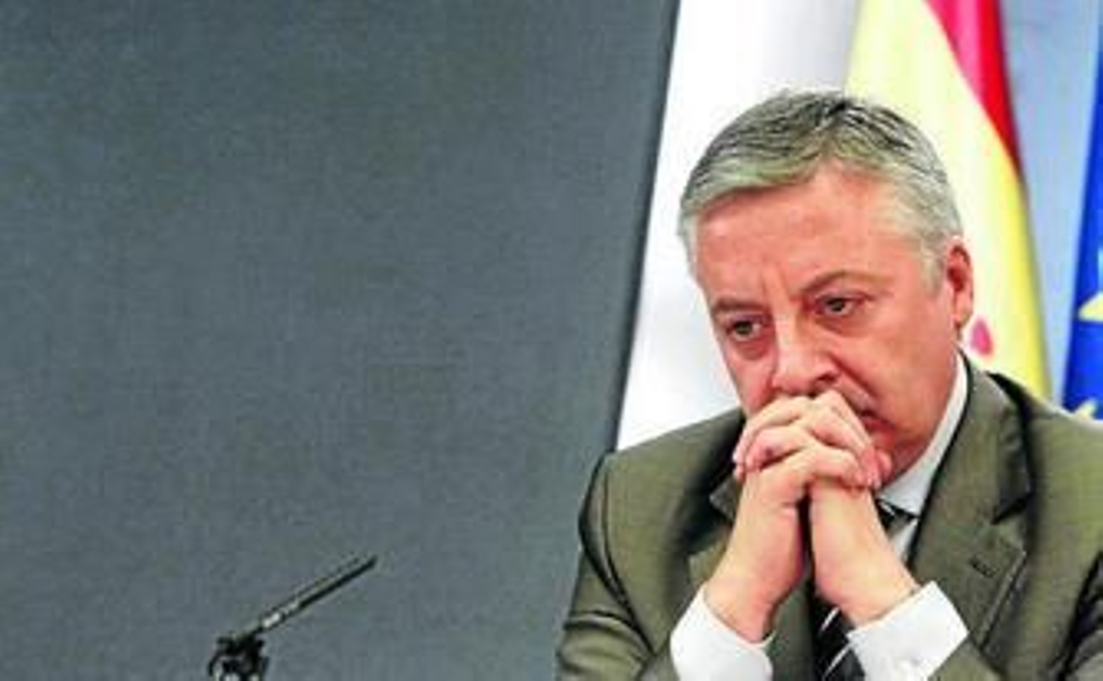 Blanco, pensativo durante la rueda de prensa de ayer.