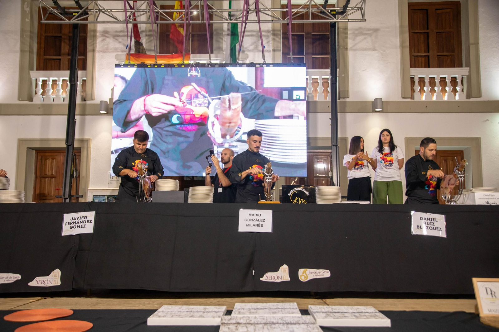 Concurso de cortadores de jamón en Serón, en imágenes