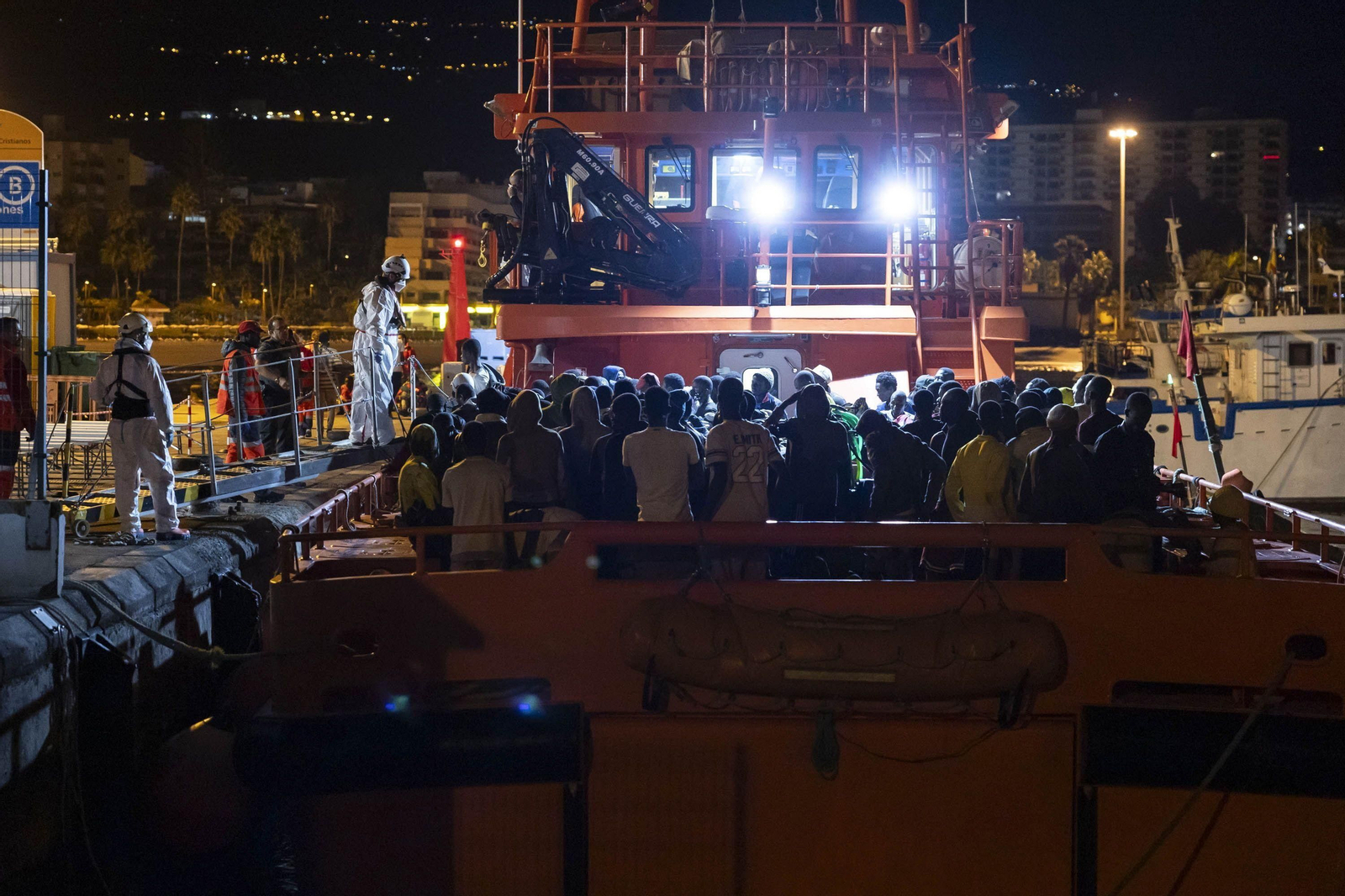 Llegada de una embarcación de Salvamento Marítimo tras un rescate esta pasada semana en Canarias.