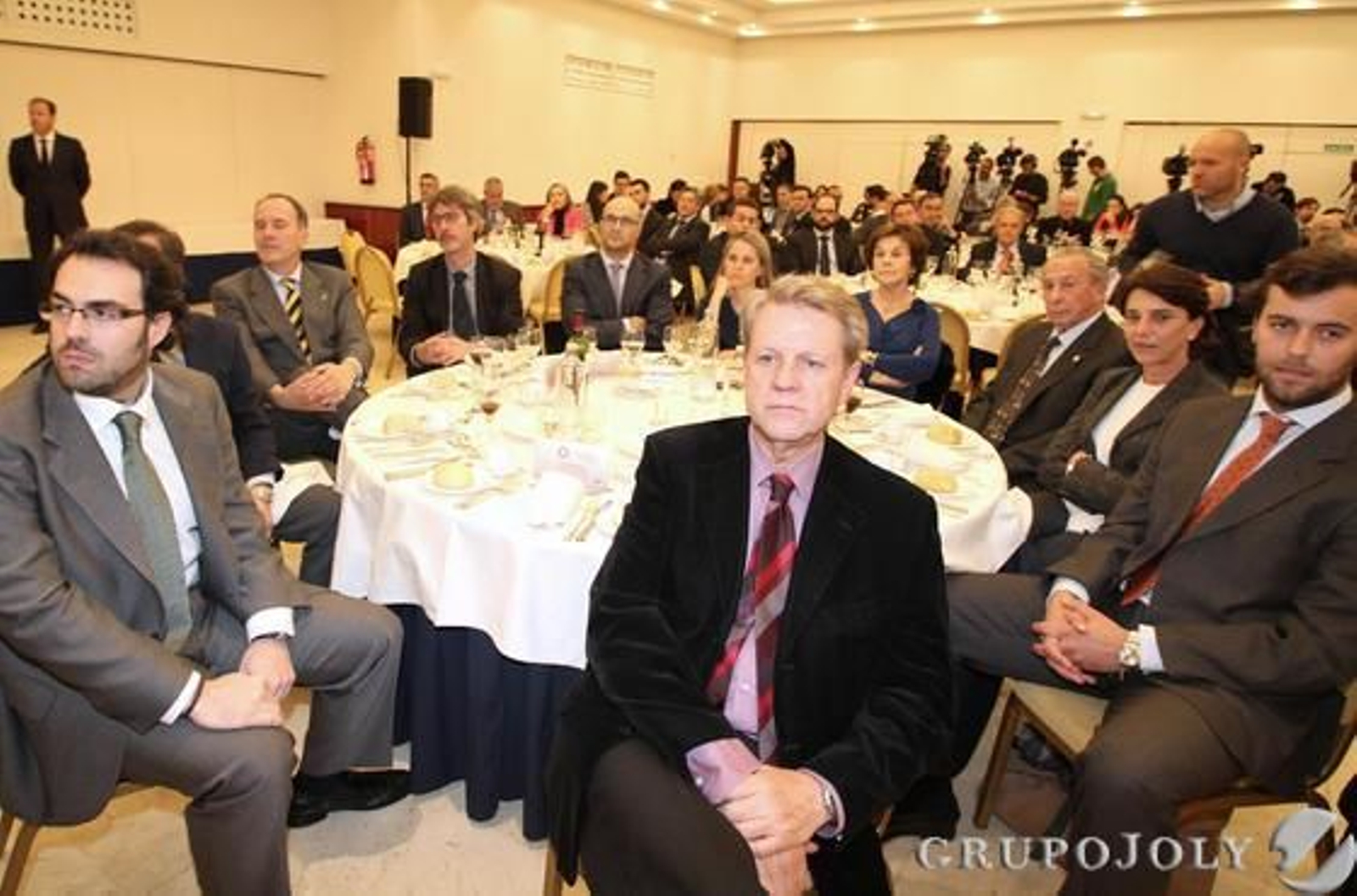 Jorge Ramírez, Alberto García, Luis Miguel Rufino, José Ignacio Rufino, José Peinado, Muriel Páez, Margarita Martínez de Salazar, Carmelo Delfín, Maribel Estévez, Jaime Delage y Jaime Montaner.

Foto: Juan Carlos Vázquez / Belén Vargas/ Manuel Gómez