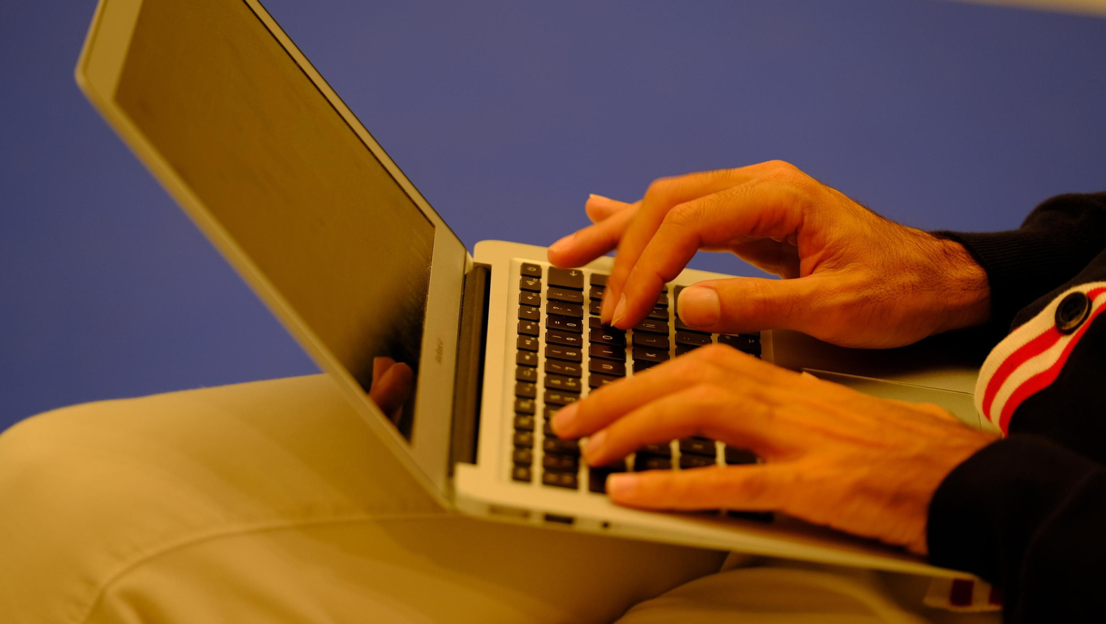 Fotogalería FICAL martes 22-11-2020. ALMERÍA