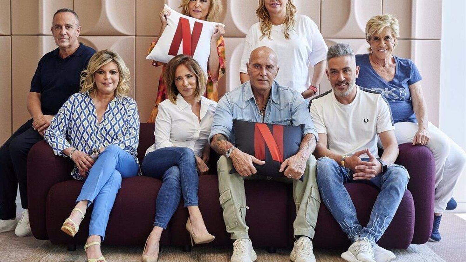 Los ex de 'Sálvame' en la promoción de 'Sálvese quien pueda' en Netflix