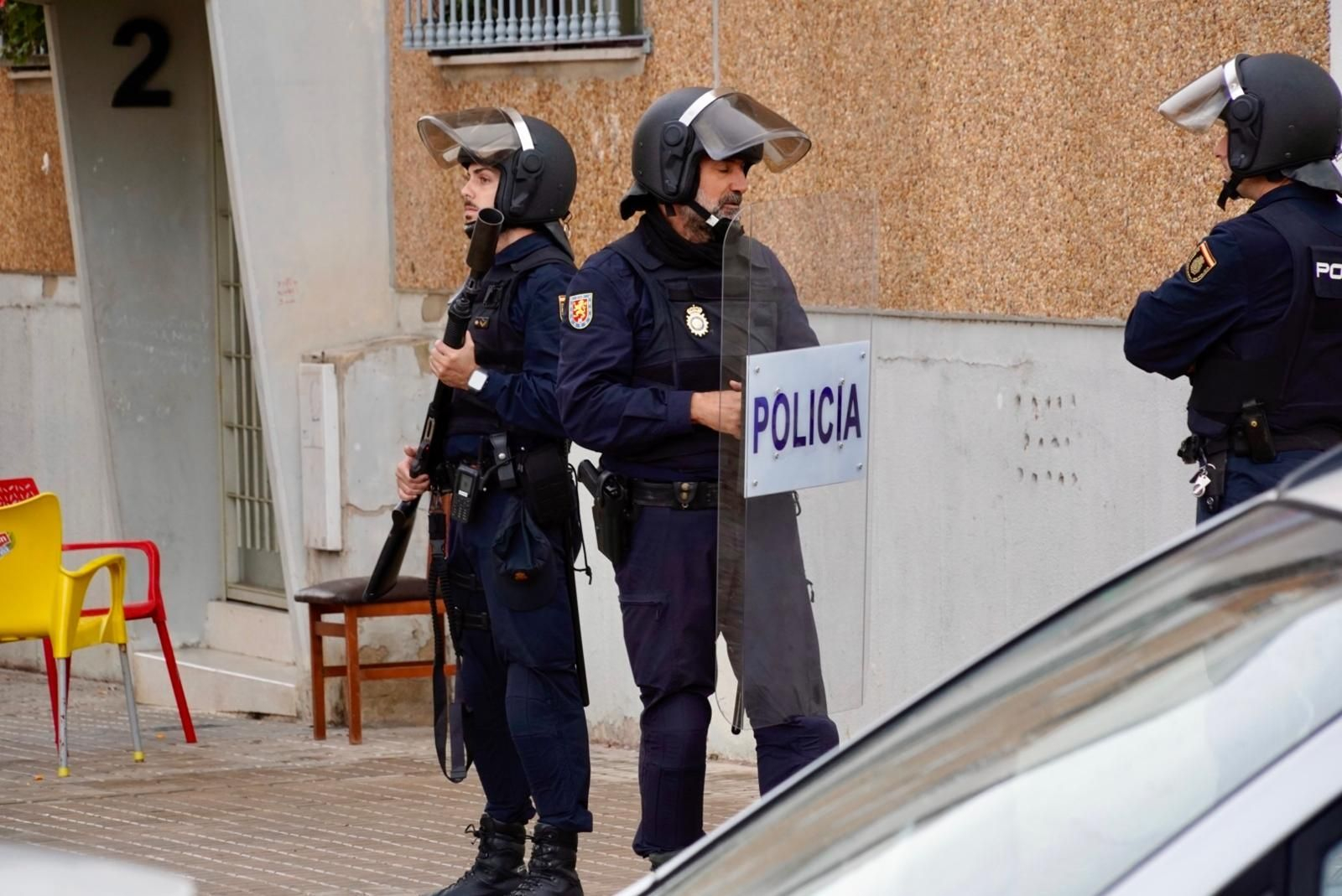 Imágenes de la macrooperación de la Policía Nacional este martes en El Torrejón y Pérez Cubillas: 200 agentes rastrean la zona