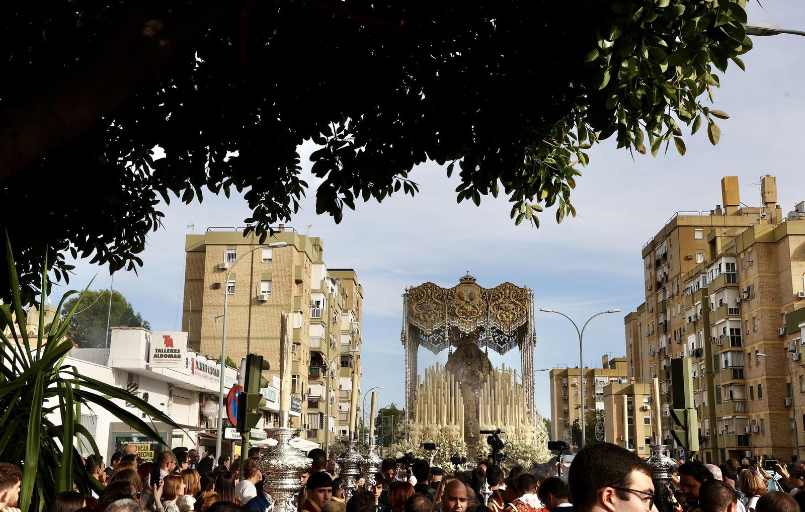 Salida extraordinaria de la Virgen del Amor