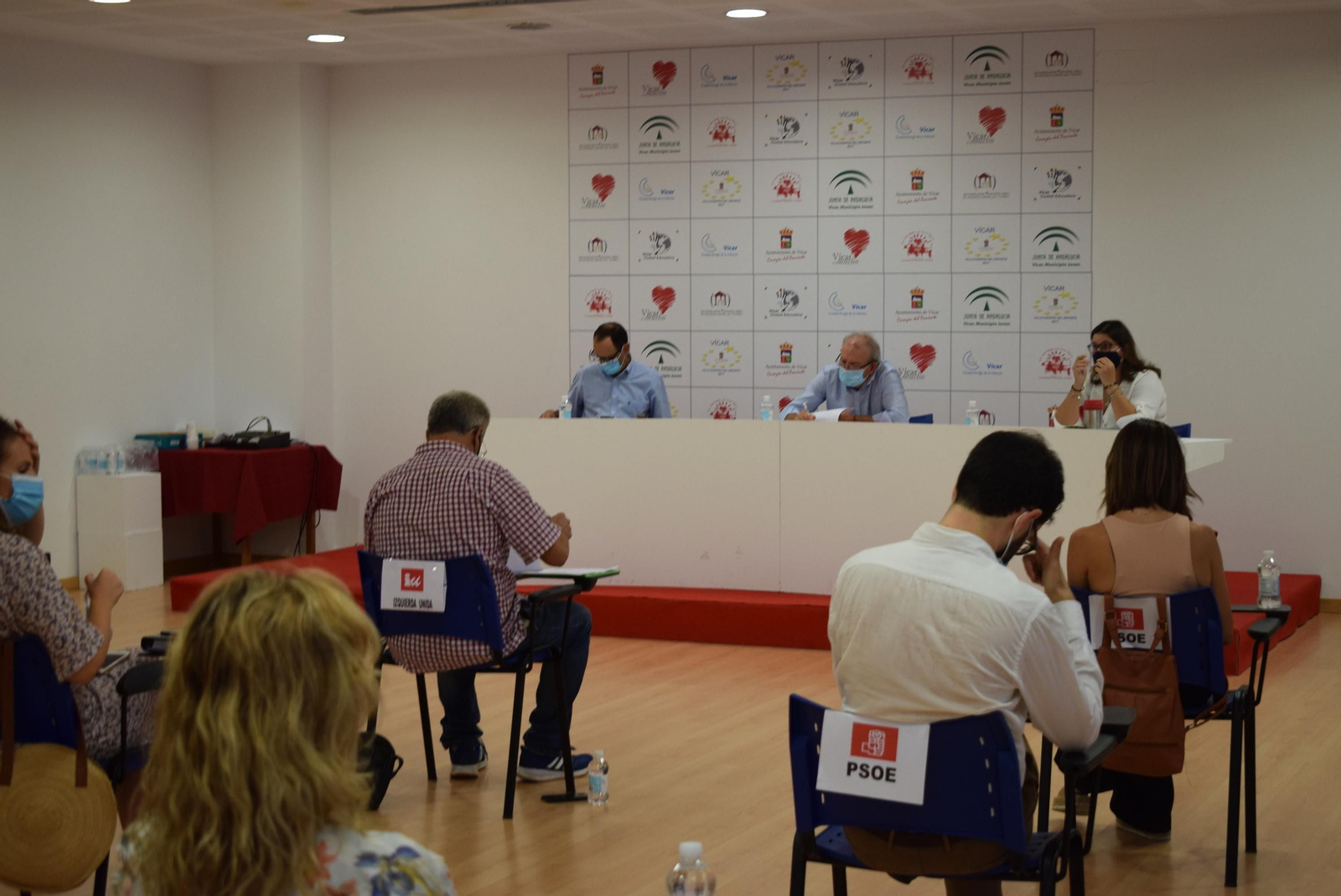 Las mociones centran el primer pleno del curso político en Vícar